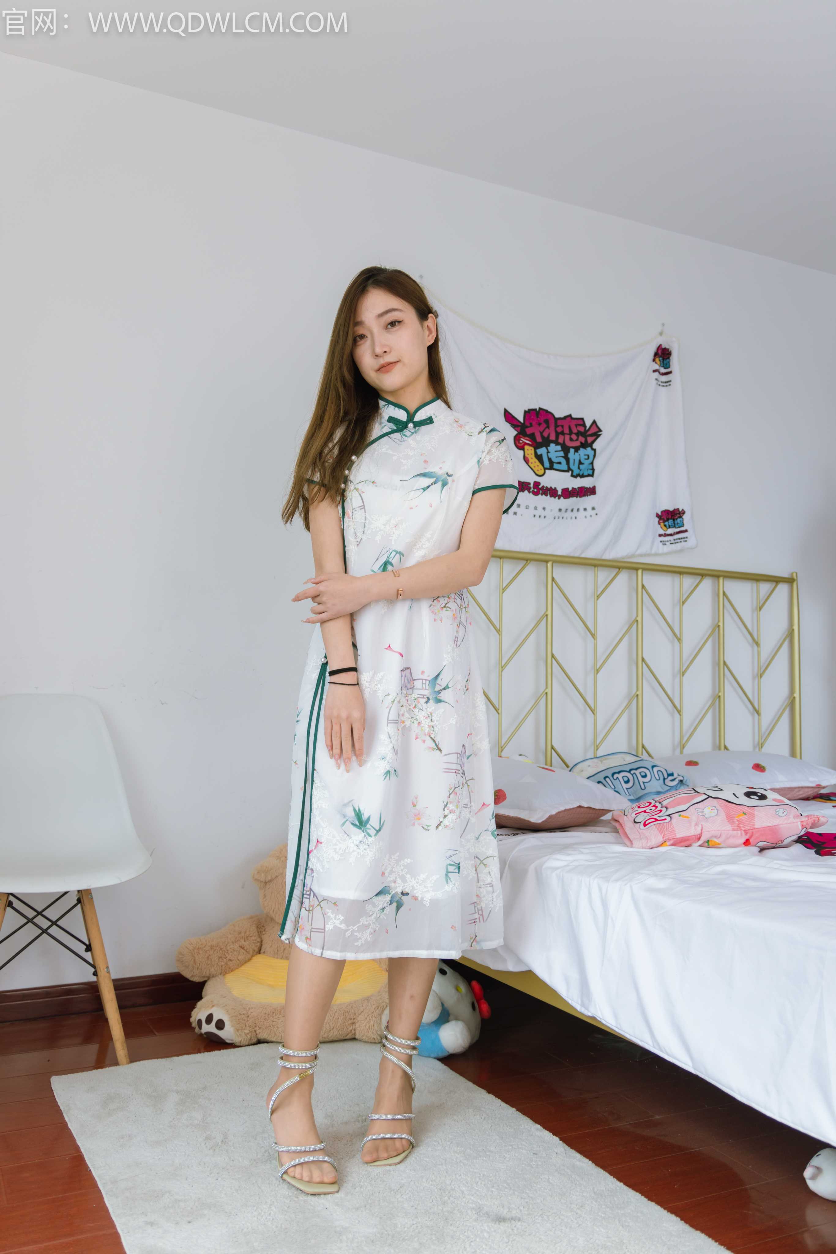 物恋传媒 NO.1413 芒芒-旧梦一场 [140P1V-6.06G]