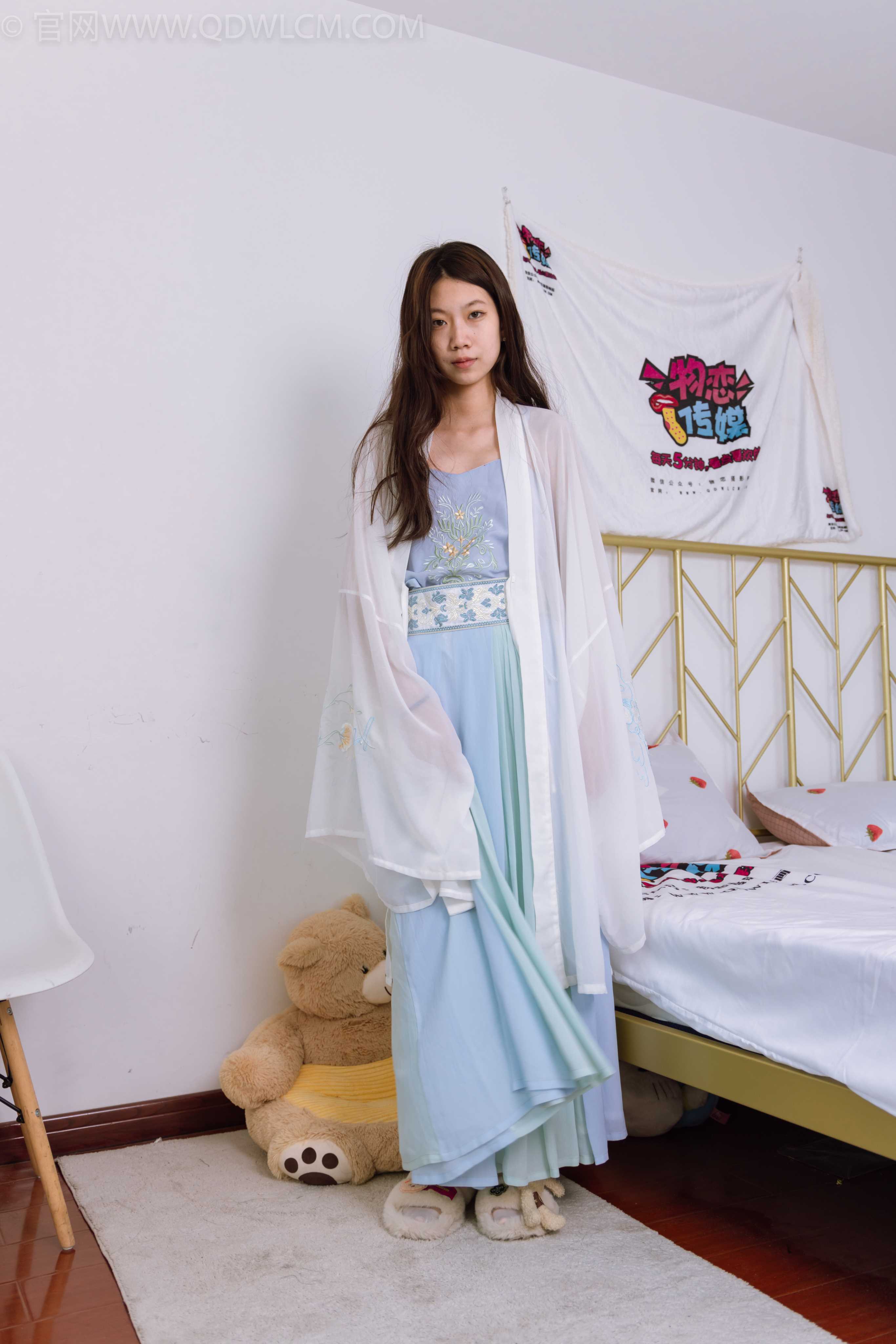 物恋传媒 NO.1438 纤纤-海的女儿 [150P+1V／3.92GB]