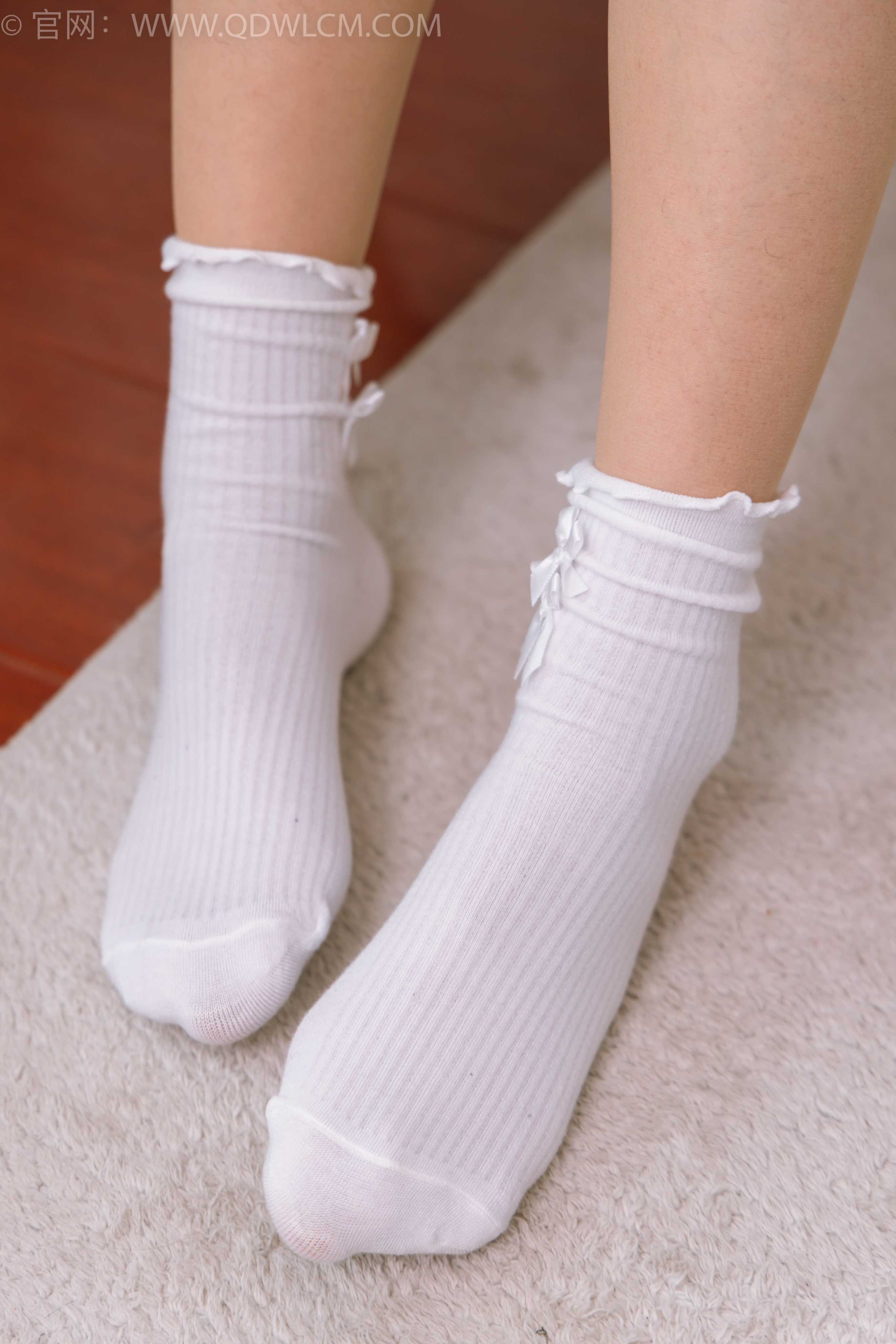 物恋传媒 NO.1456 康康-神秘向日葵 [150P+1V／3.82GB]