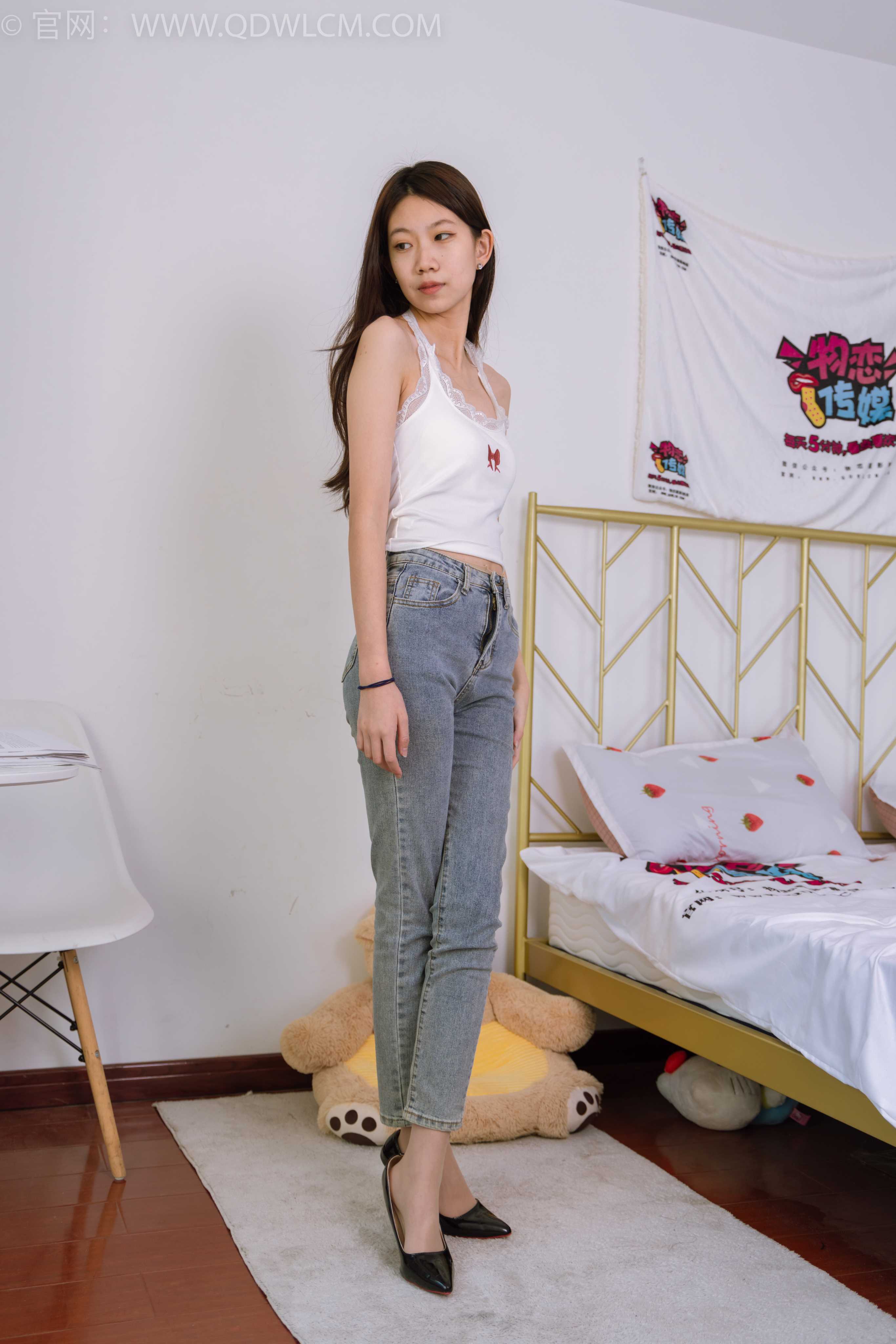 物恋传媒 NO.1459 纤纤-粉色蝴蝶结 [150P+1V／5.03GB]