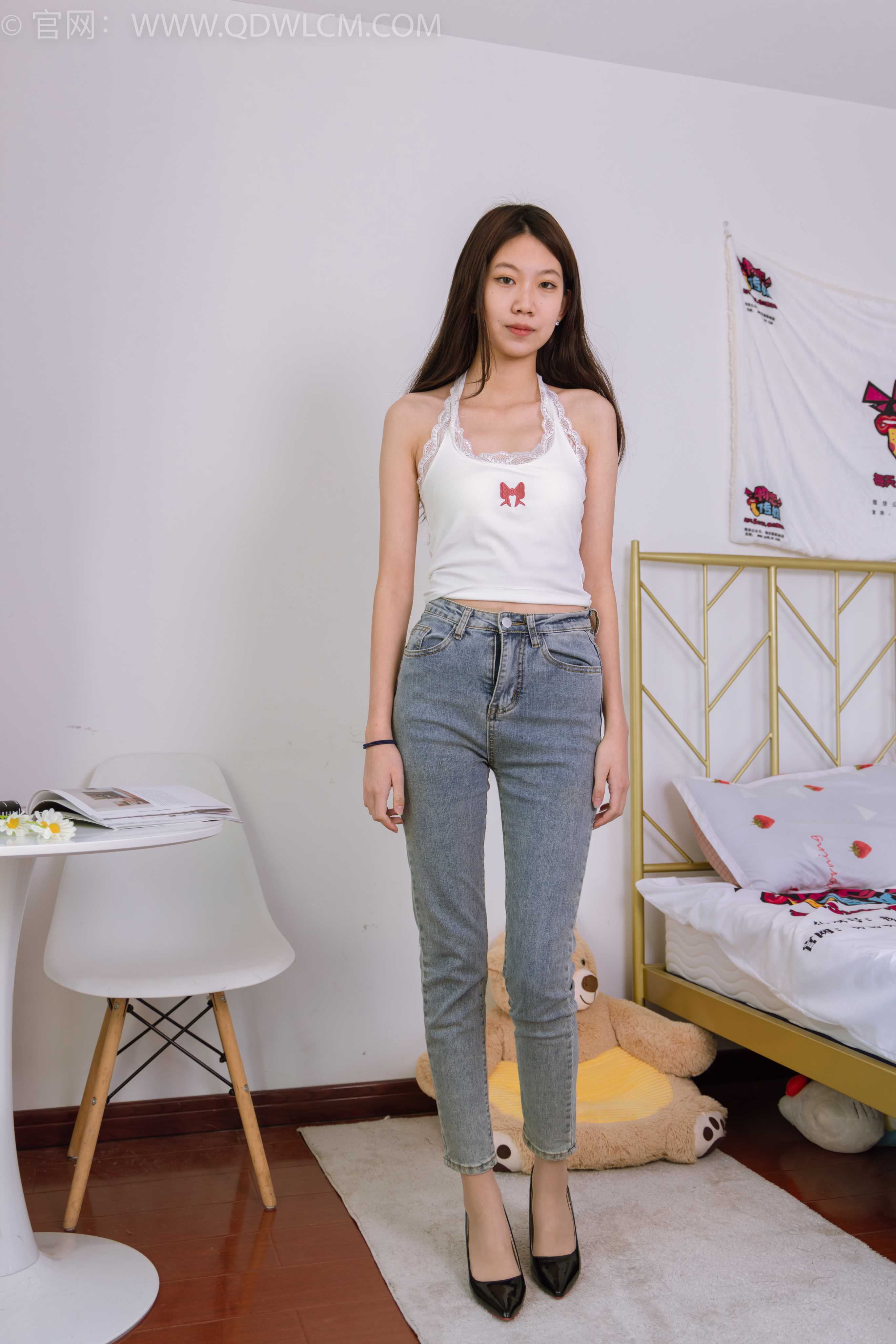 物恋传媒 NO.1459 纤纤-粉色蝴蝶结 [150P+1V／5.03GB]