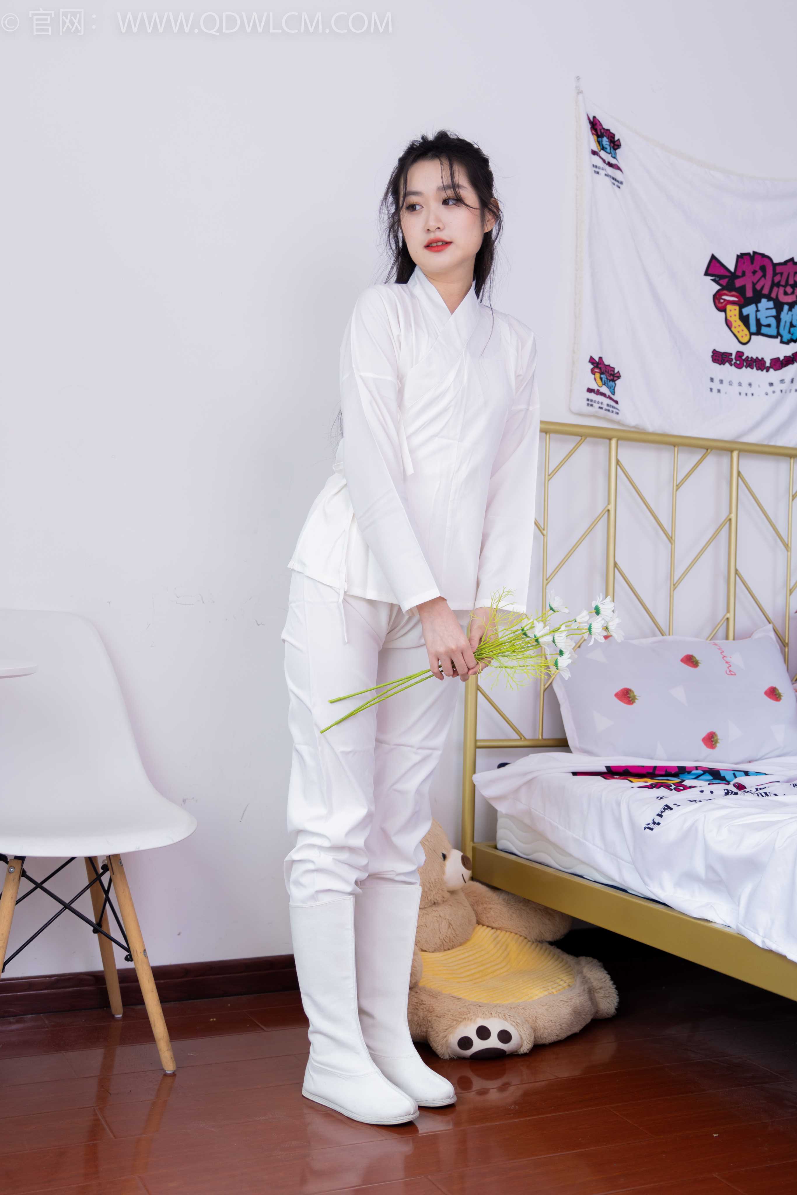 物恋传媒 NO.1461 小敏-古色缱绻 [162P-1V-4.11G]