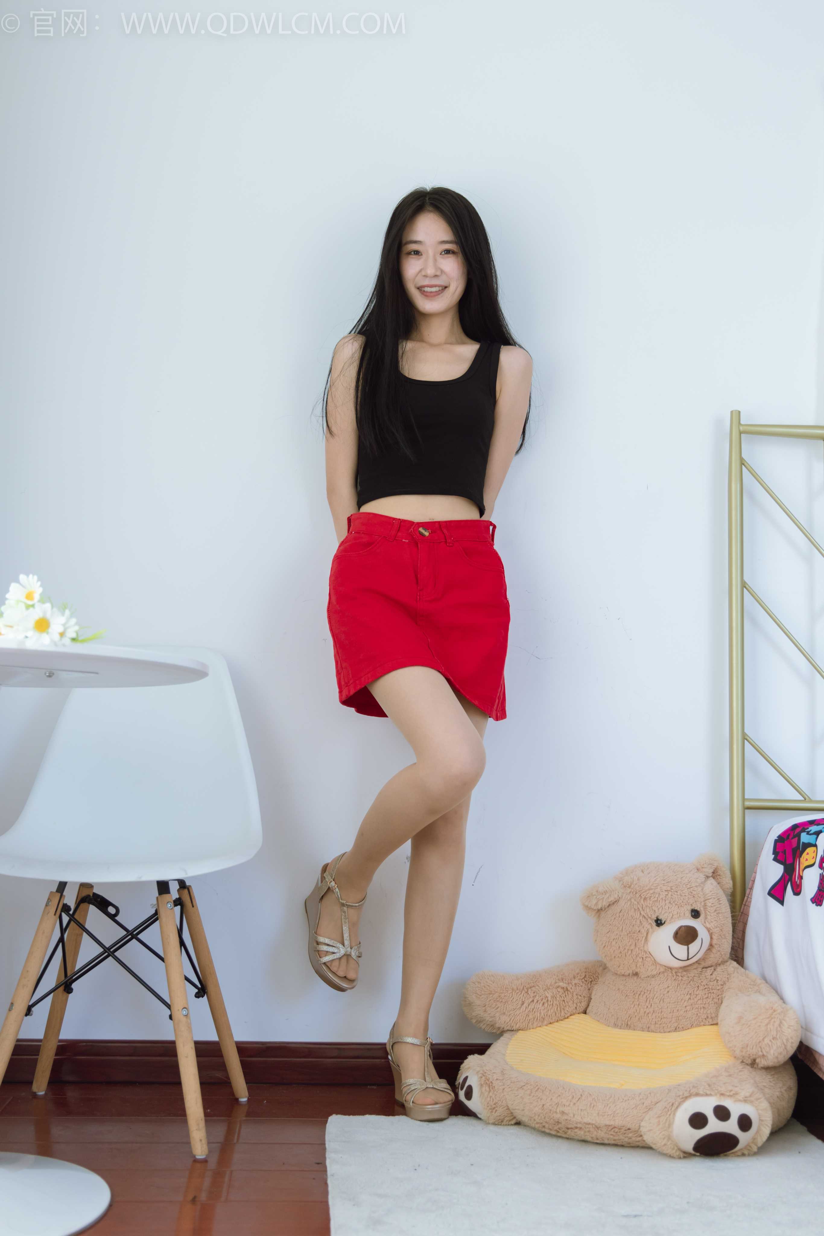 物恋传媒 NO.1464 菜菜-红与H [155P-1V-3.91G]