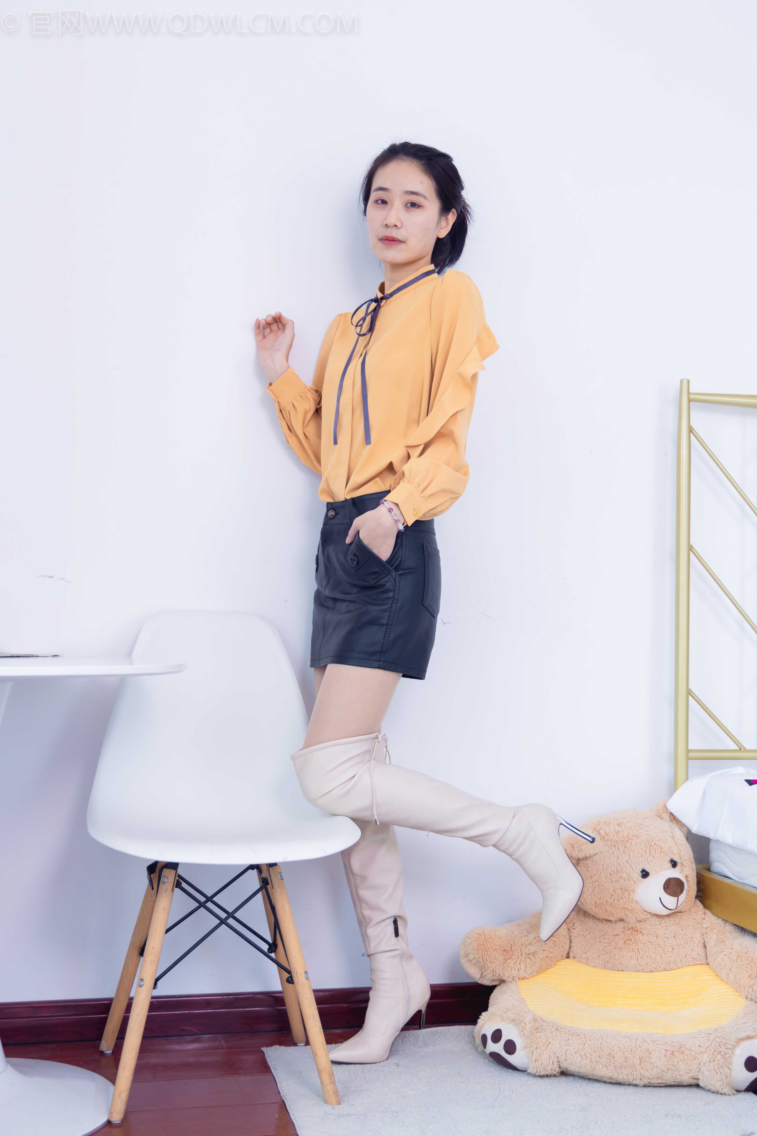 物恋传媒 NO.1496 菜菜-橘色郁金香 [176P+1V／3.44GB]