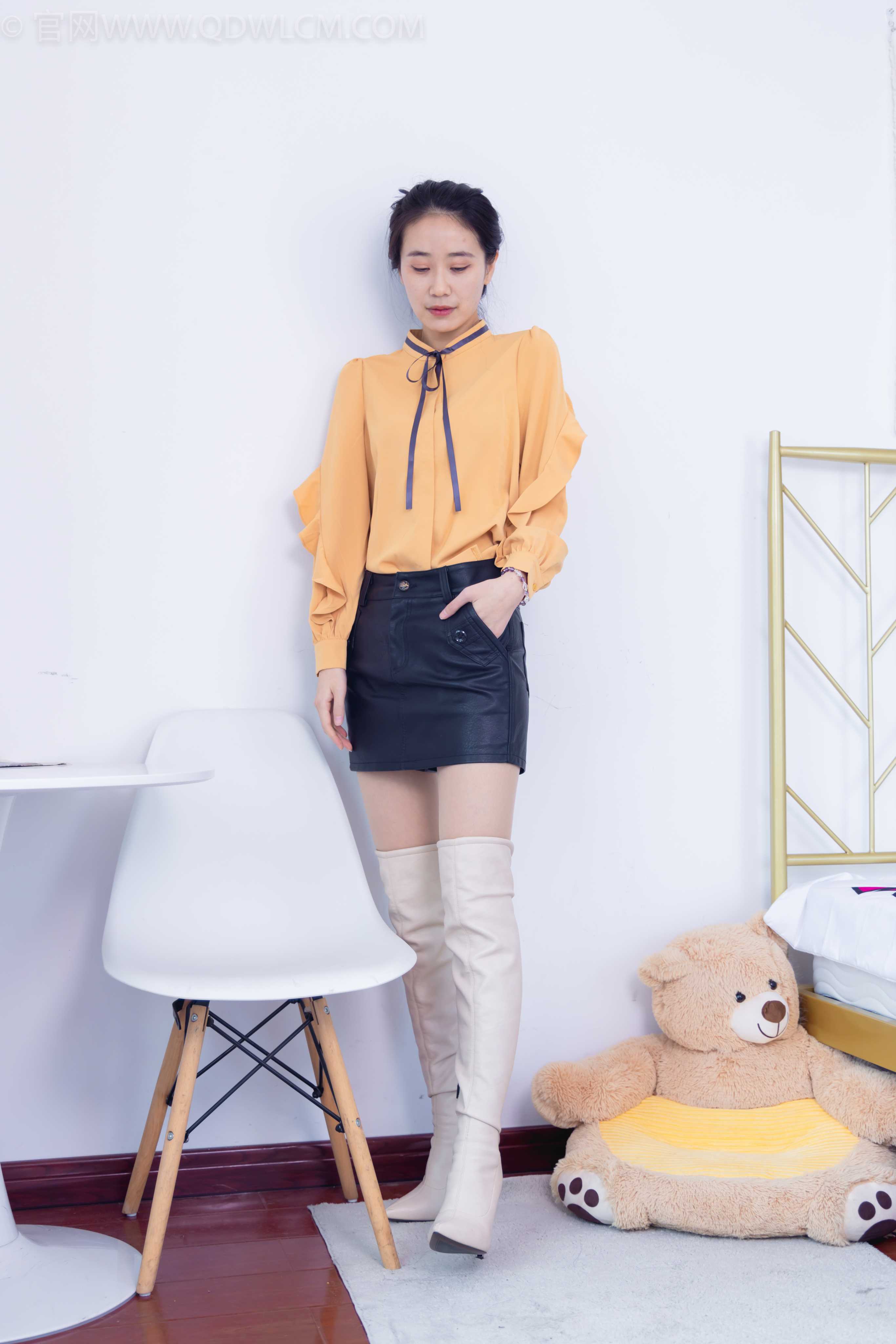 物恋传媒 NO.1496 菜菜-橘色郁金香 [176P+1V／3.44GB]