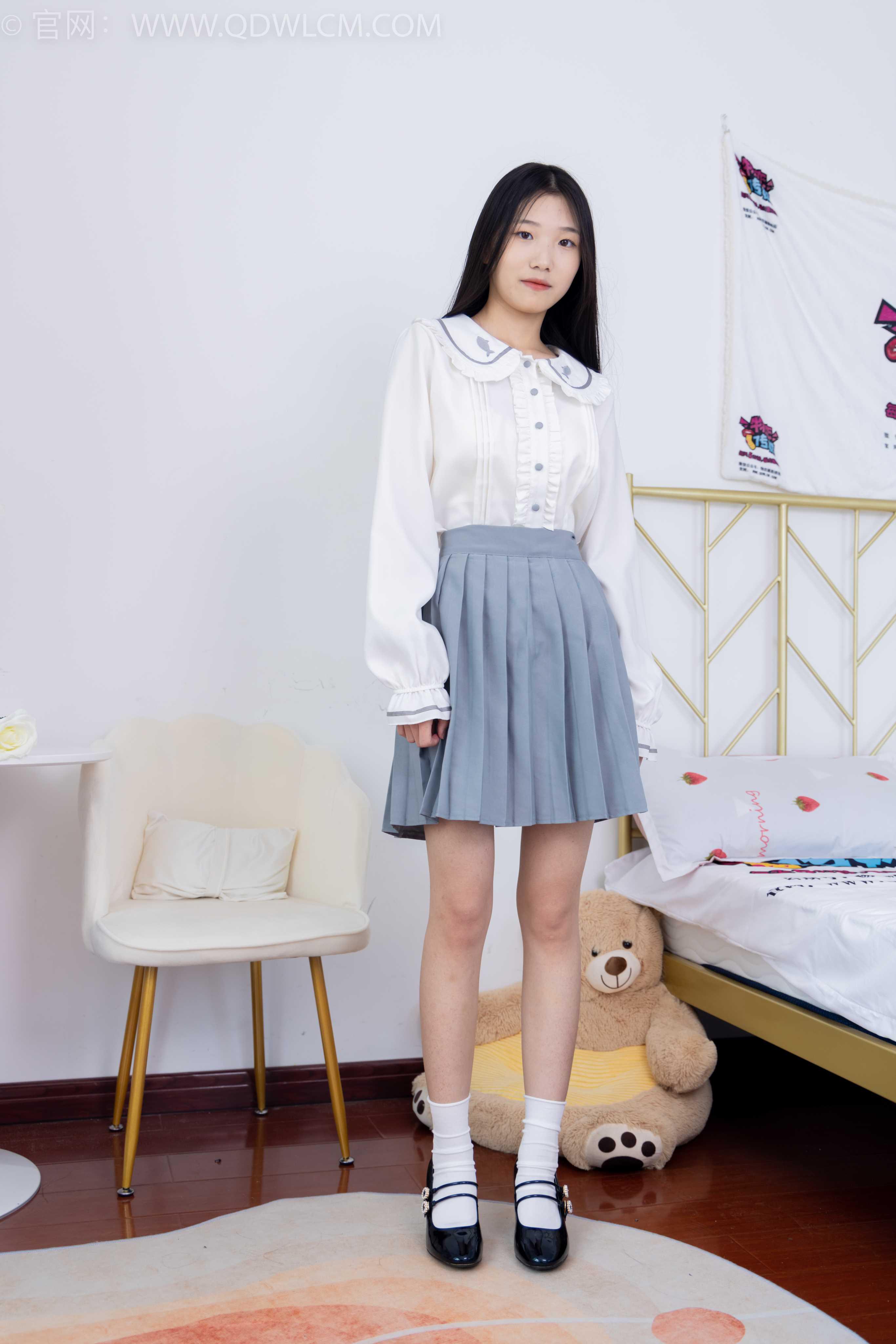 物恋传媒 NO.1520 景景-温暖的笑意 [154P+1V／3.54GB]