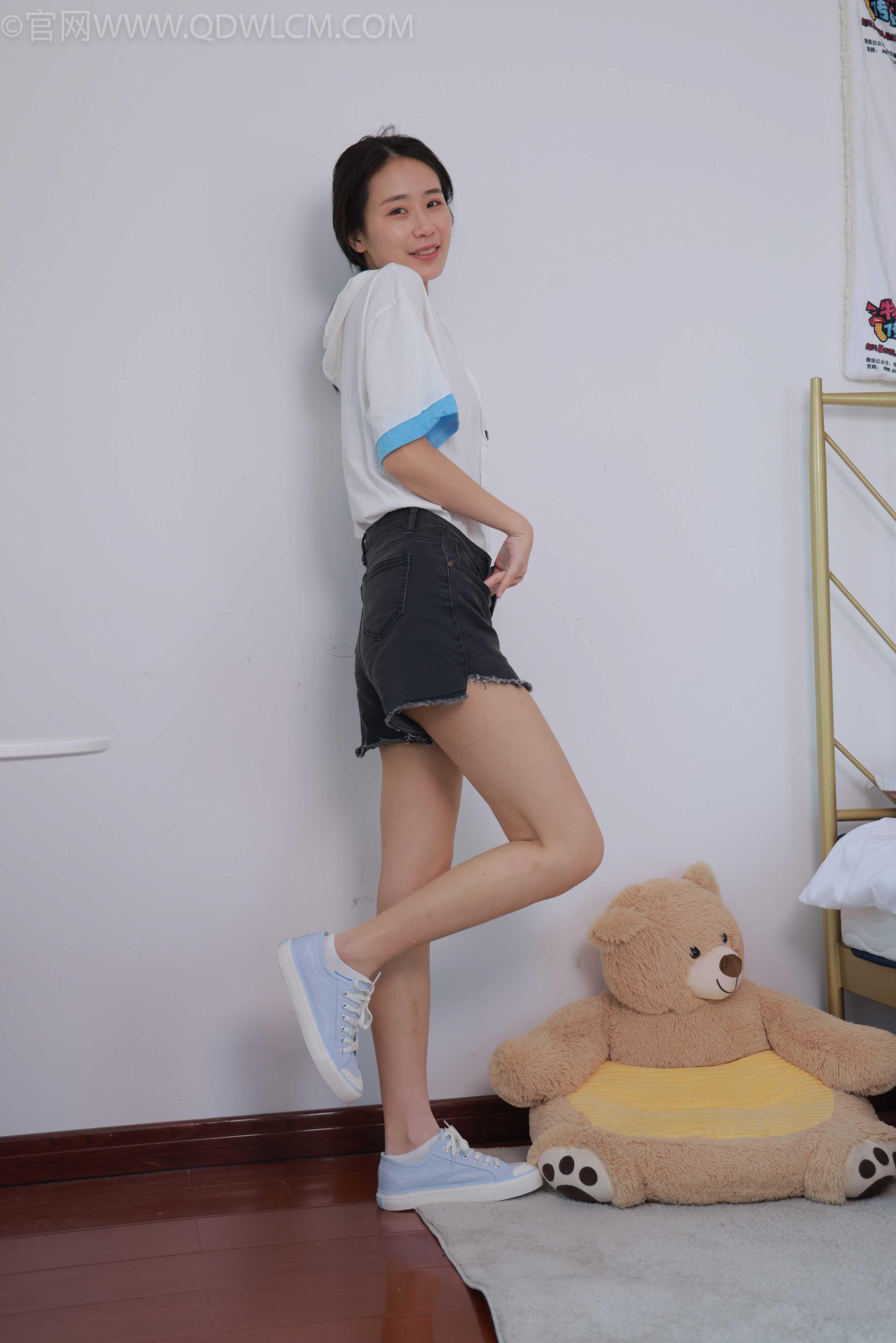 物恋传媒 NO.1523 菜菜-心中的白月光 [186P+1V／3.52GB]