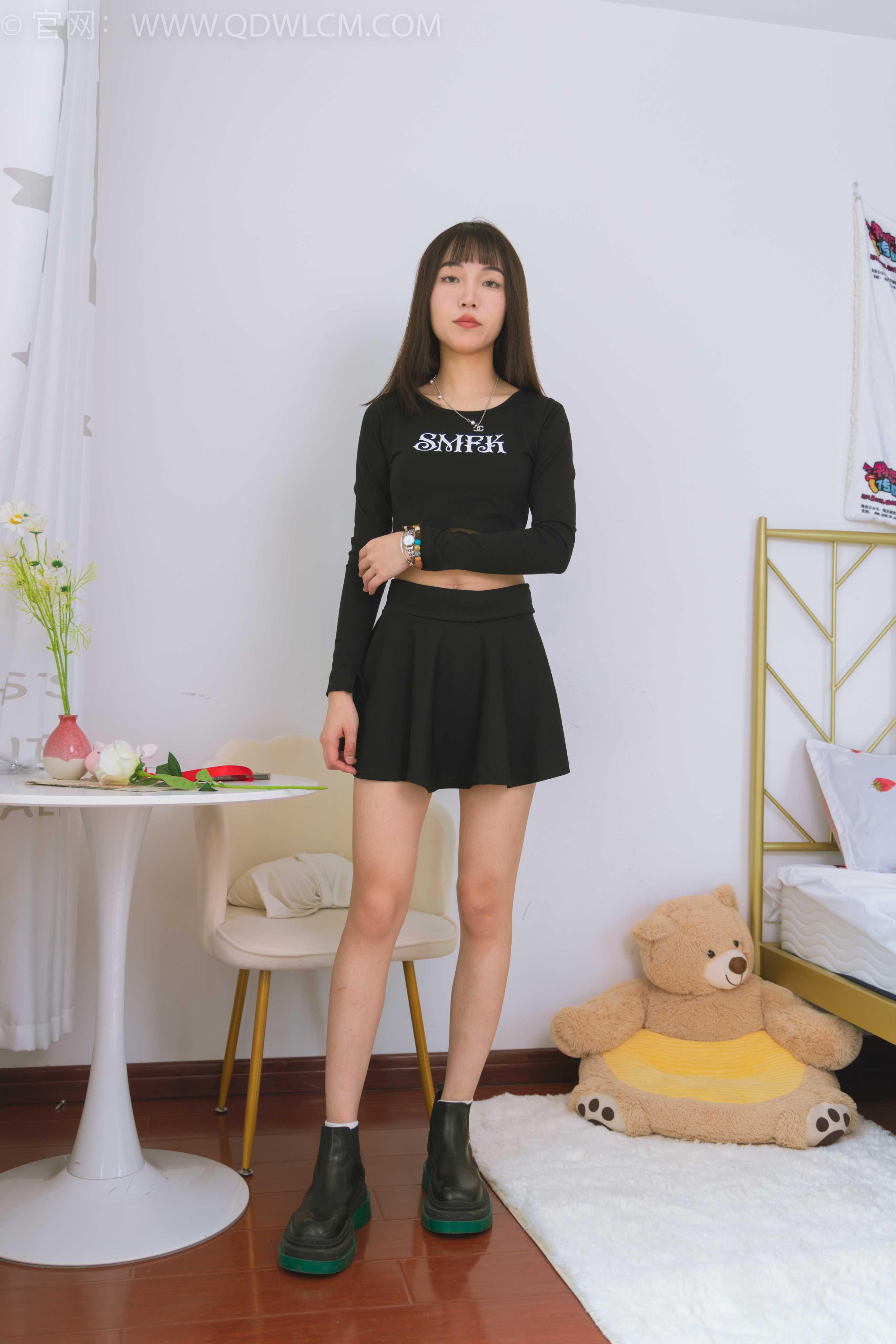 物恋传媒 NO.1532 琪琪-的花 [150P+1V／3.44GB]