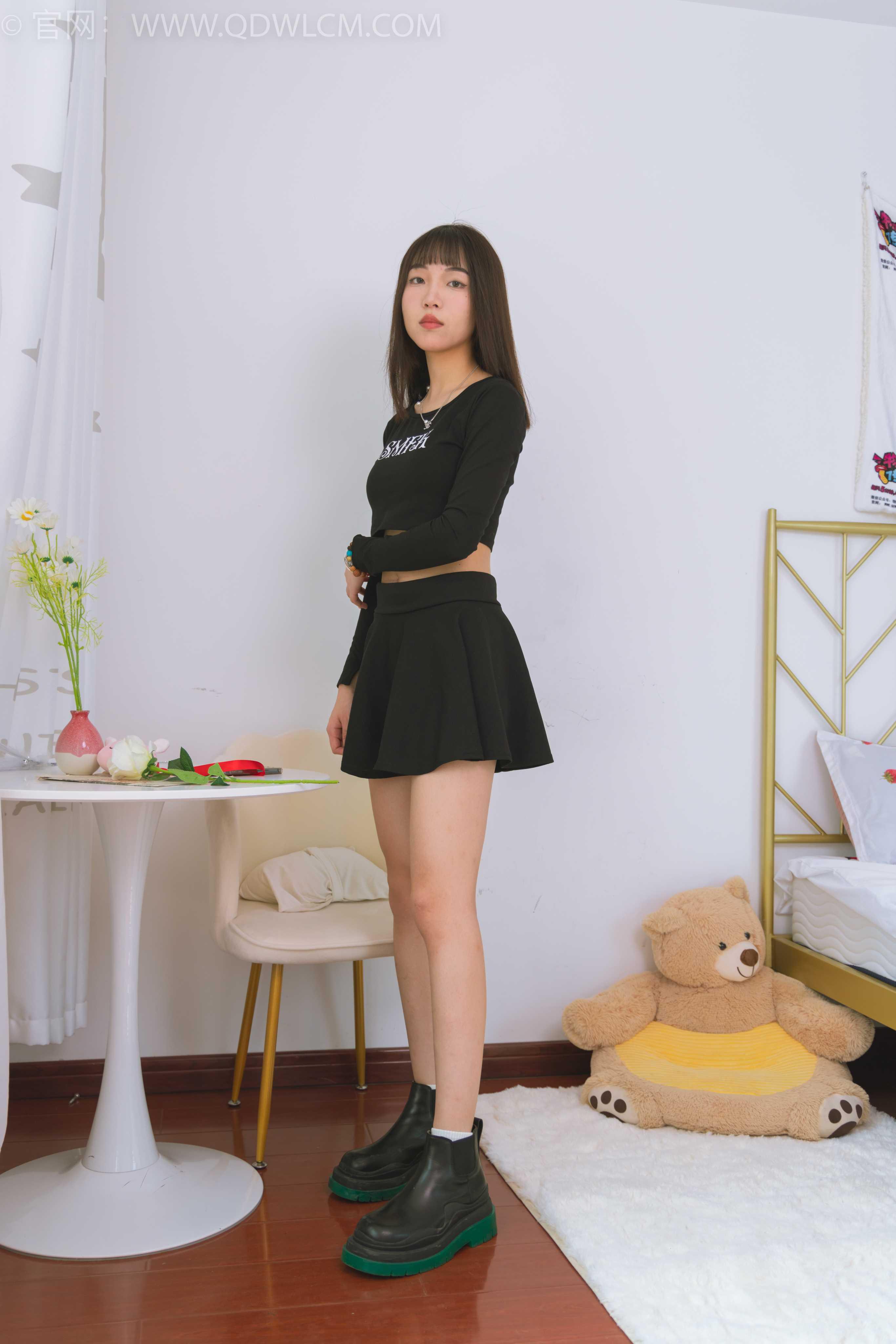 物恋传媒 NO.1532 琪琪-的花 [150P+1V／3.44GB]