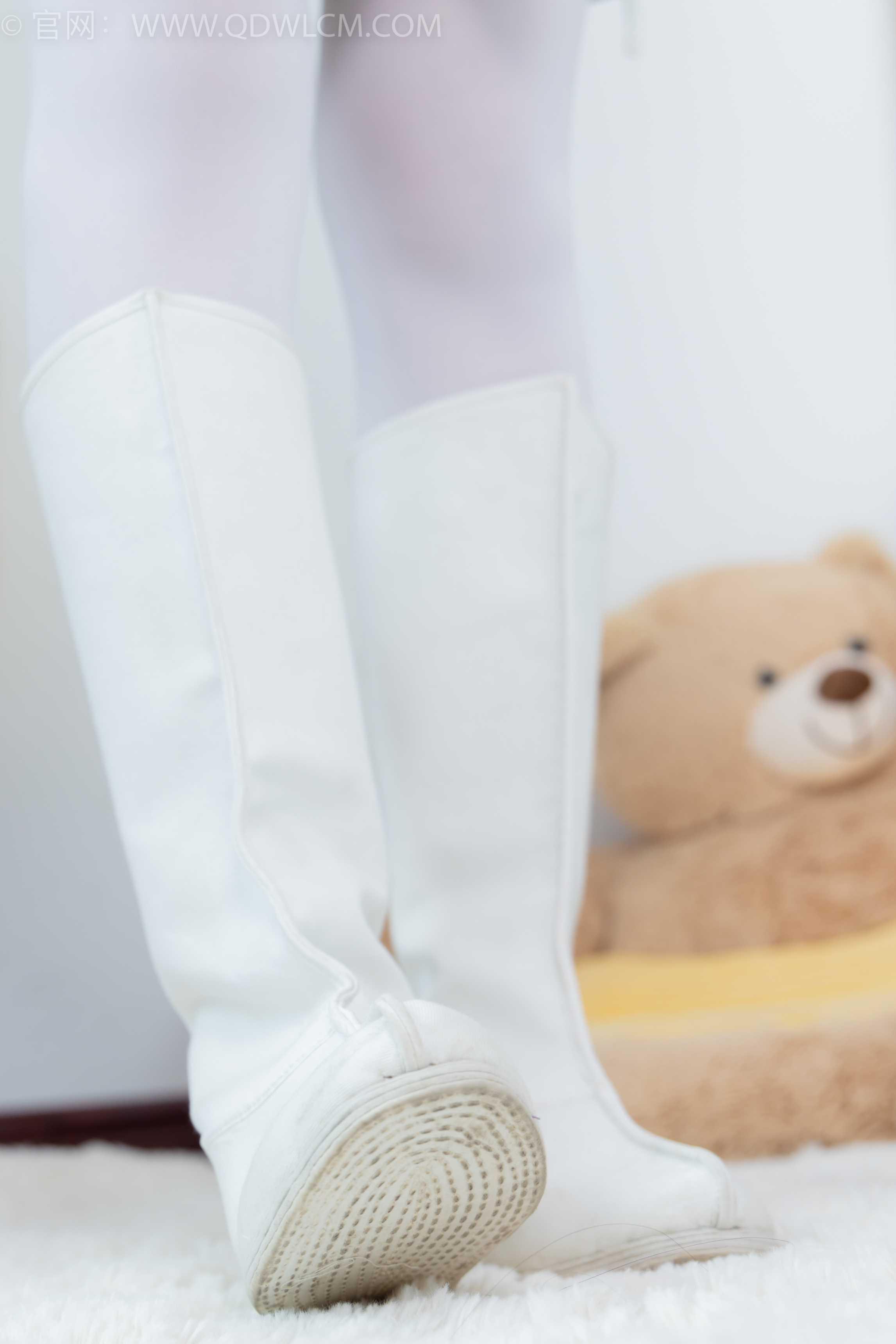 物恋传媒 NO.1547 菜菜-绿野仙踪 [152P+1V／3.08GB]