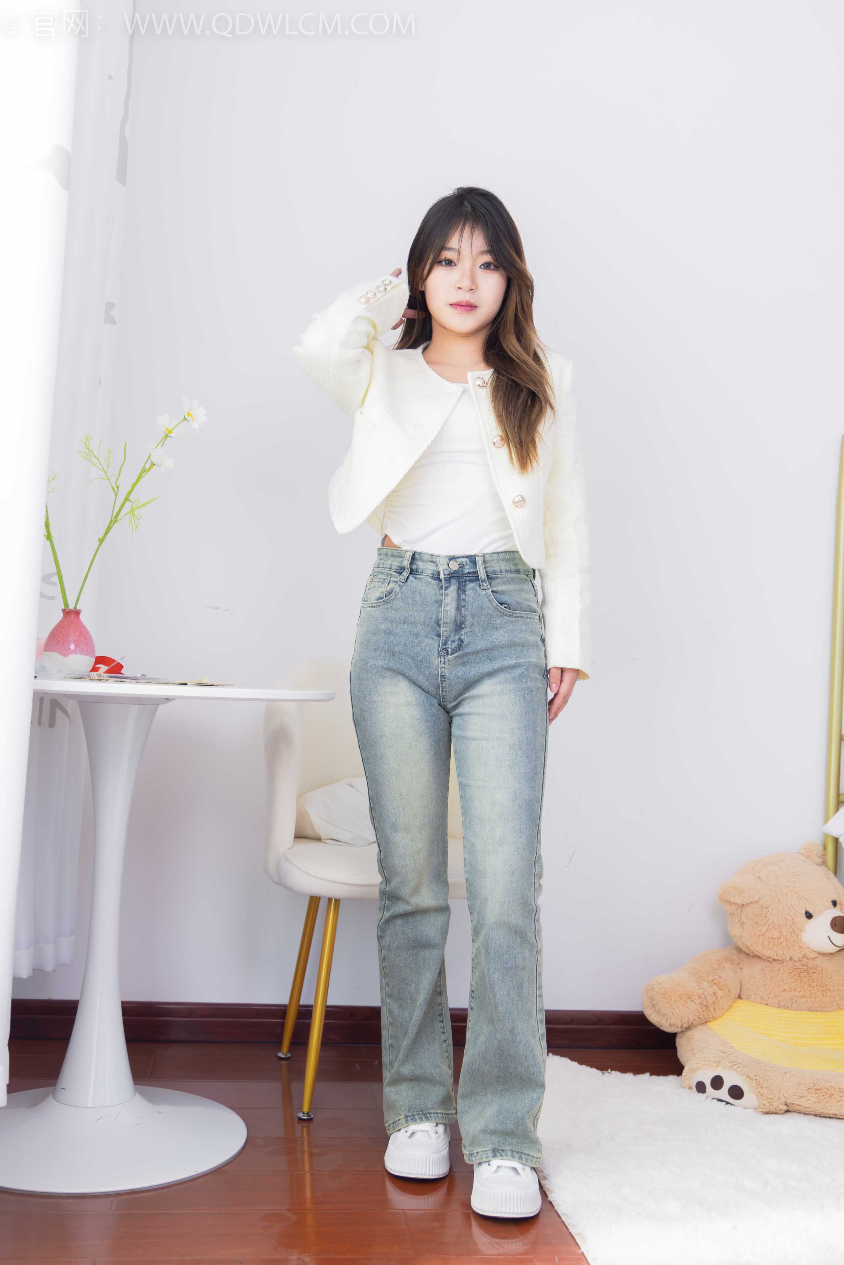 物恋传媒 NO.1556 闪闪-闪闪发光 [150P+1V／3.16GB]