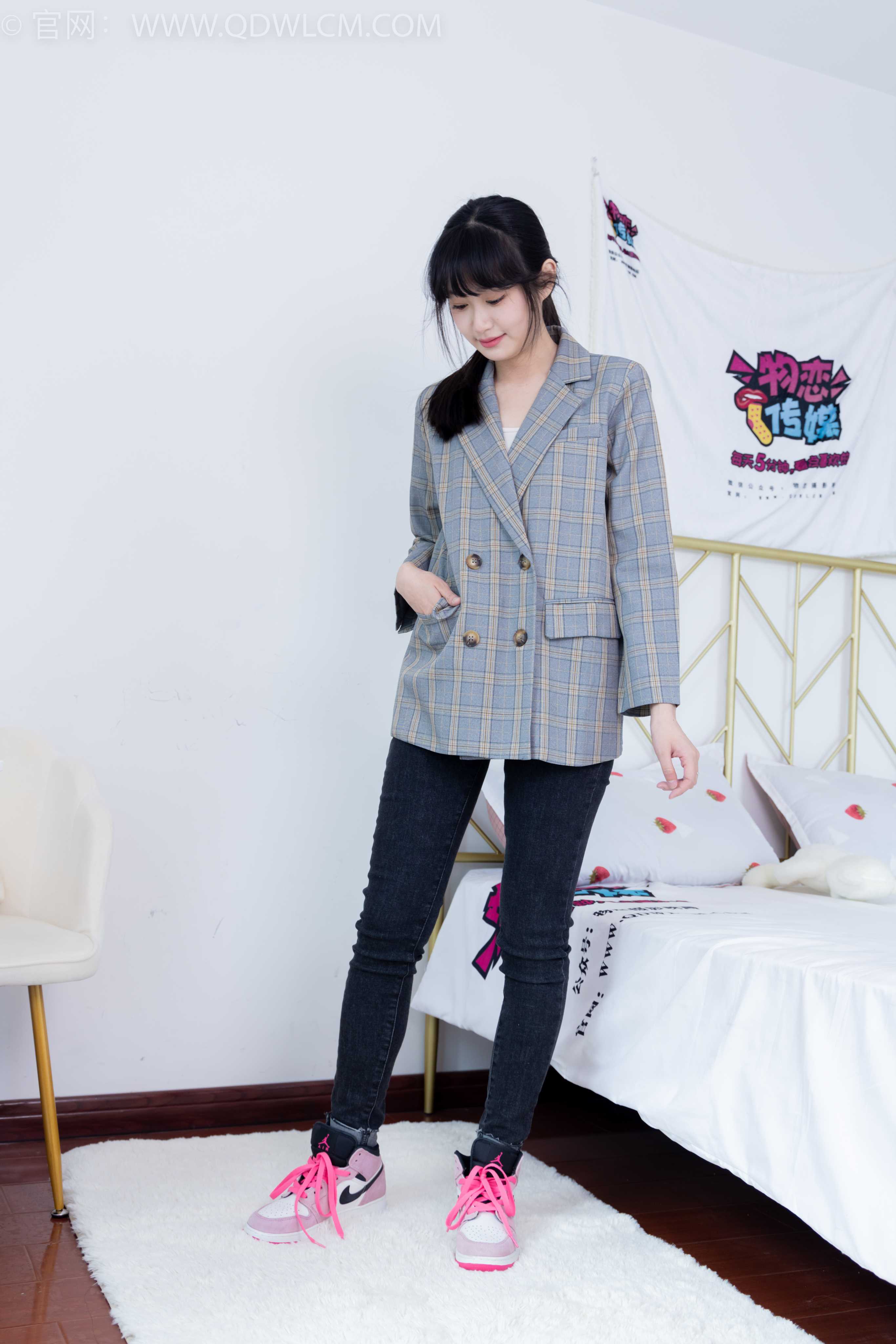 物恋传媒 NO.1557 小敏-黄油蛋挞 [171P+1V／4.58GB]