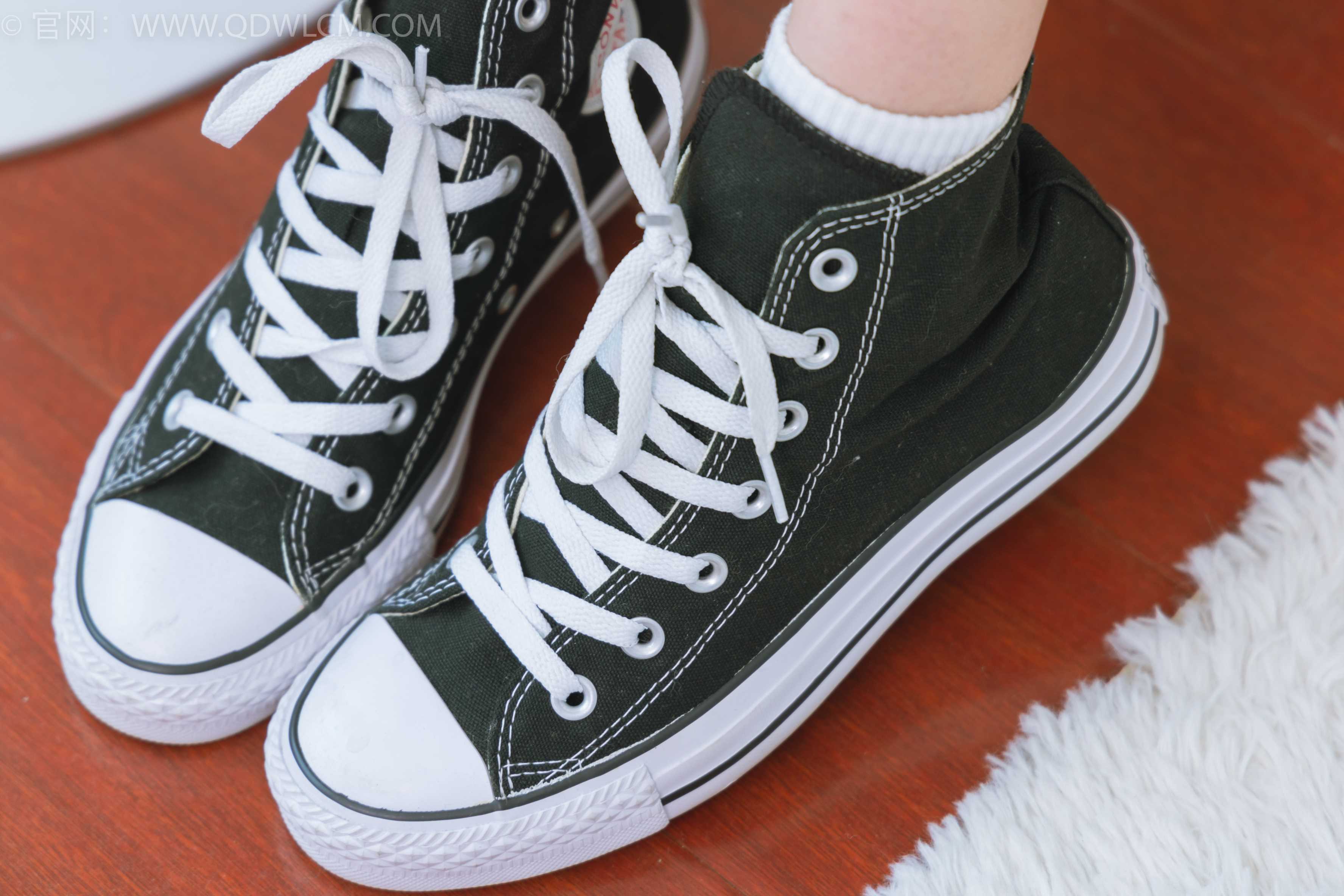 物恋传媒 NO.1559 颜颜-人来人往 [150P+1V／3.16GB] 插图5