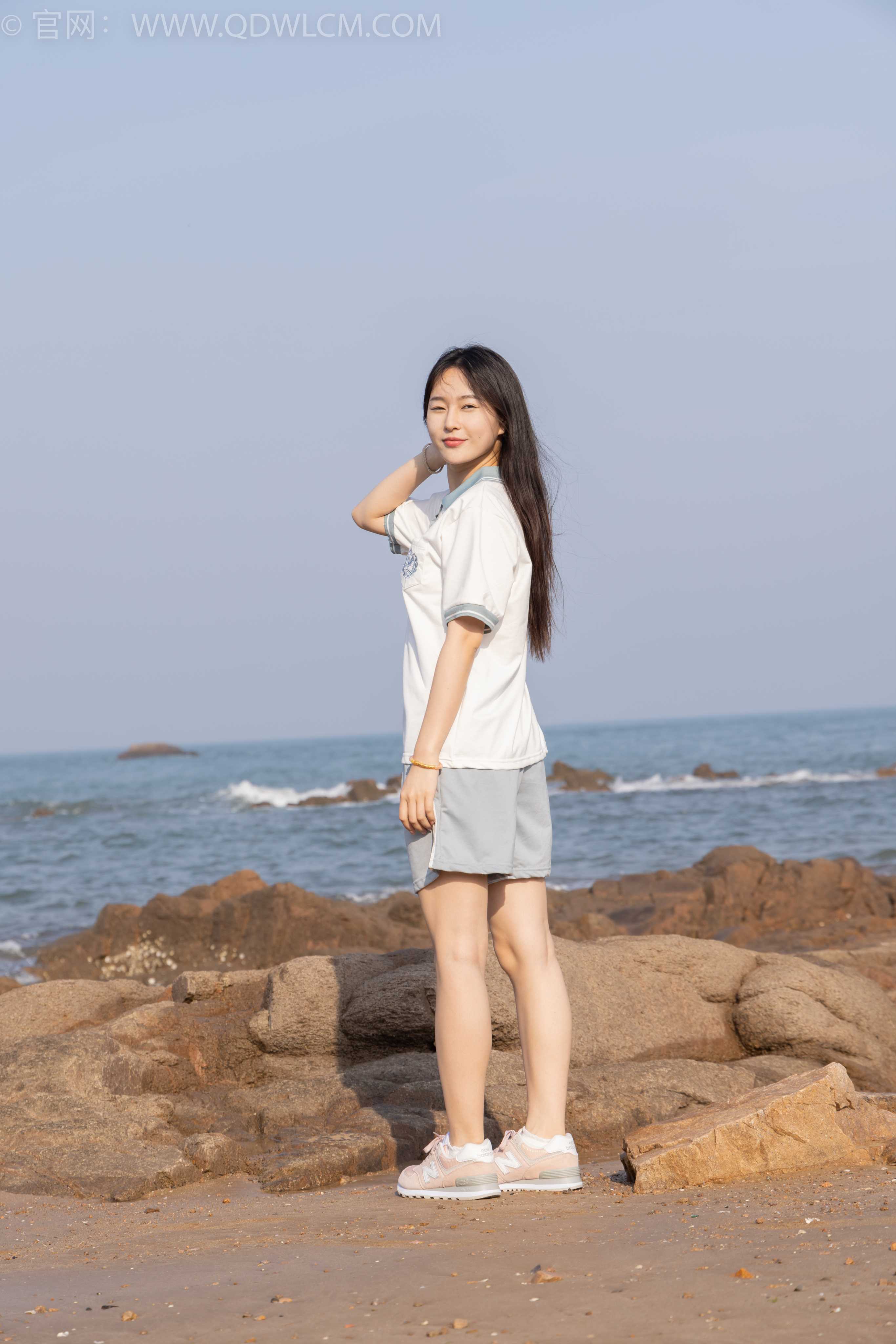 物恋传媒 NO.1567 美兔-海边的风 [150P-1V-4.25G]