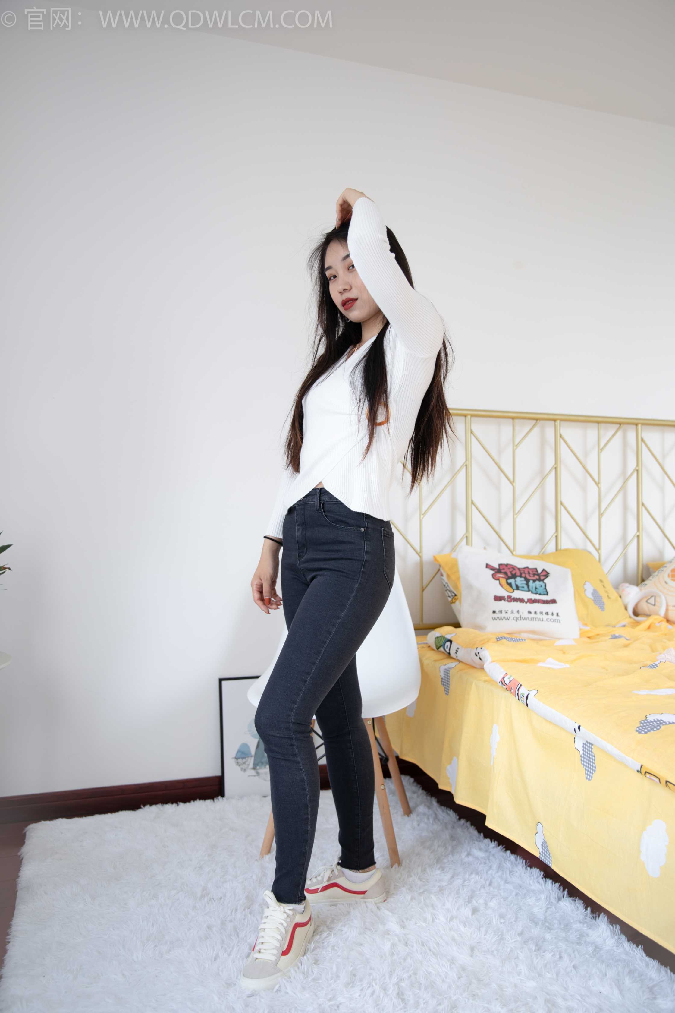 物恋传媒 NO.1574 璐璐-一路有你 [127P-1V-2.75G]