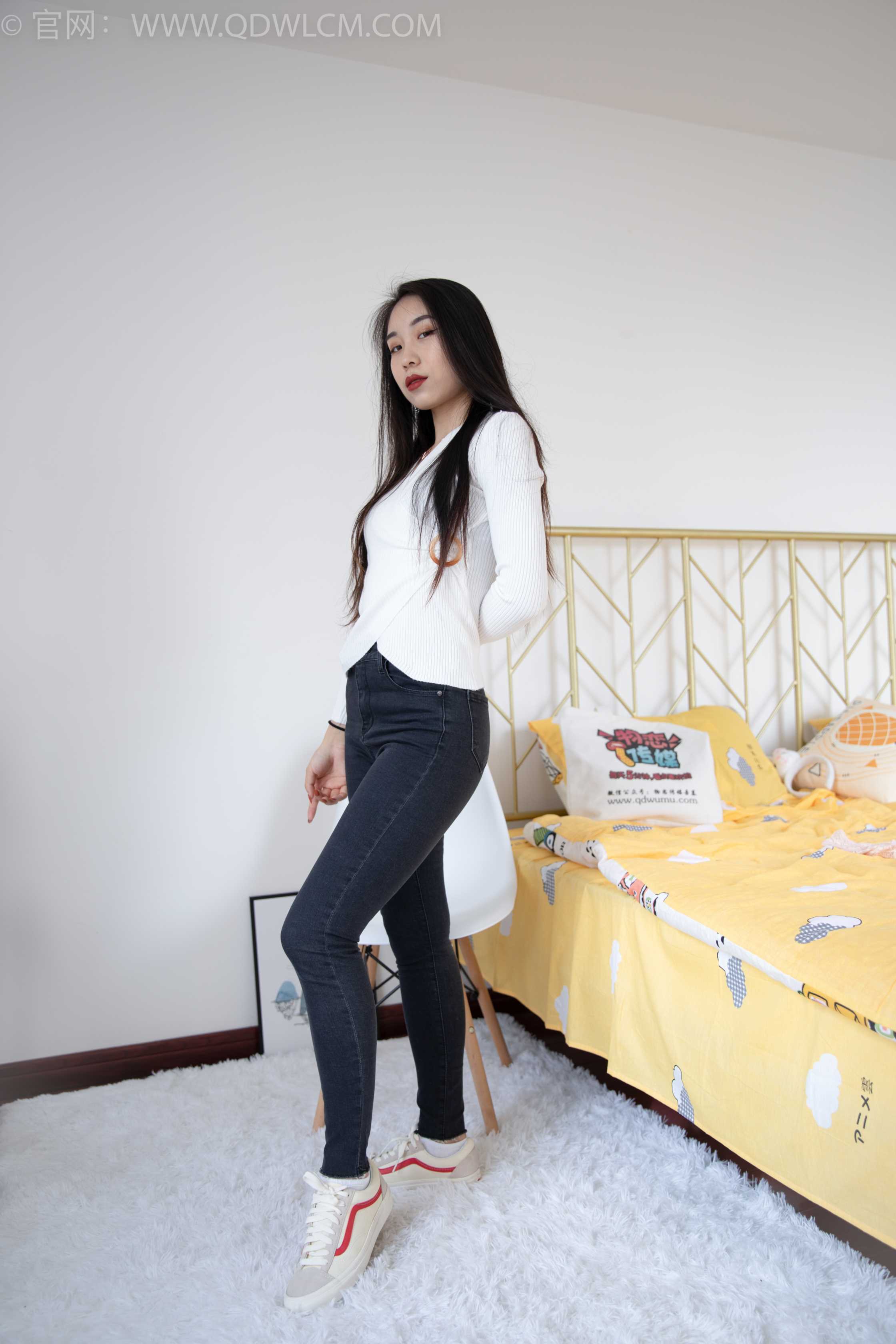 物恋传媒 NO.1574 璐璐-一路有你 [127P-1V-2.75G]