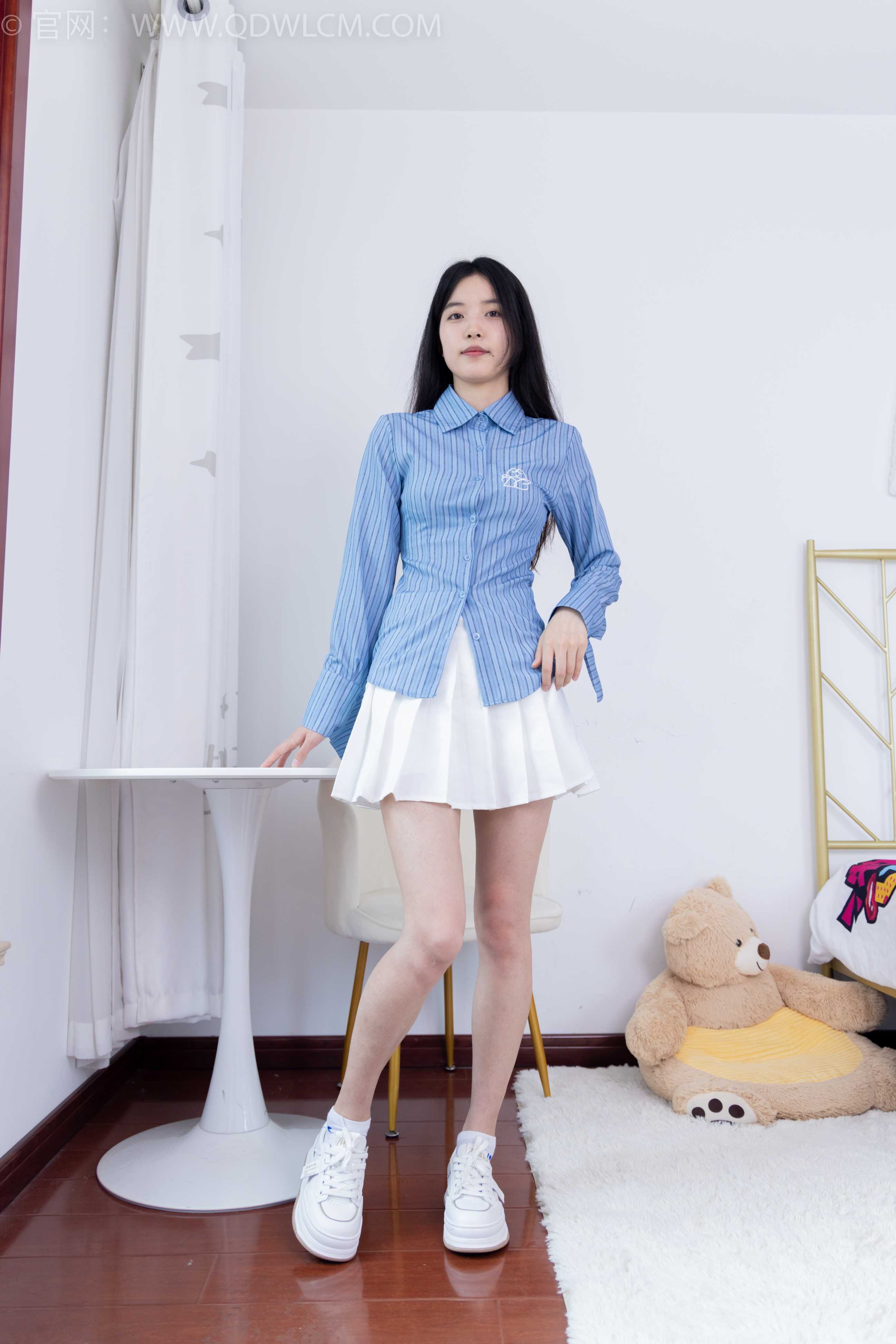 物恋传媒 NO.1583 茯苓-新人驾到 [153P-1V-3.64G]