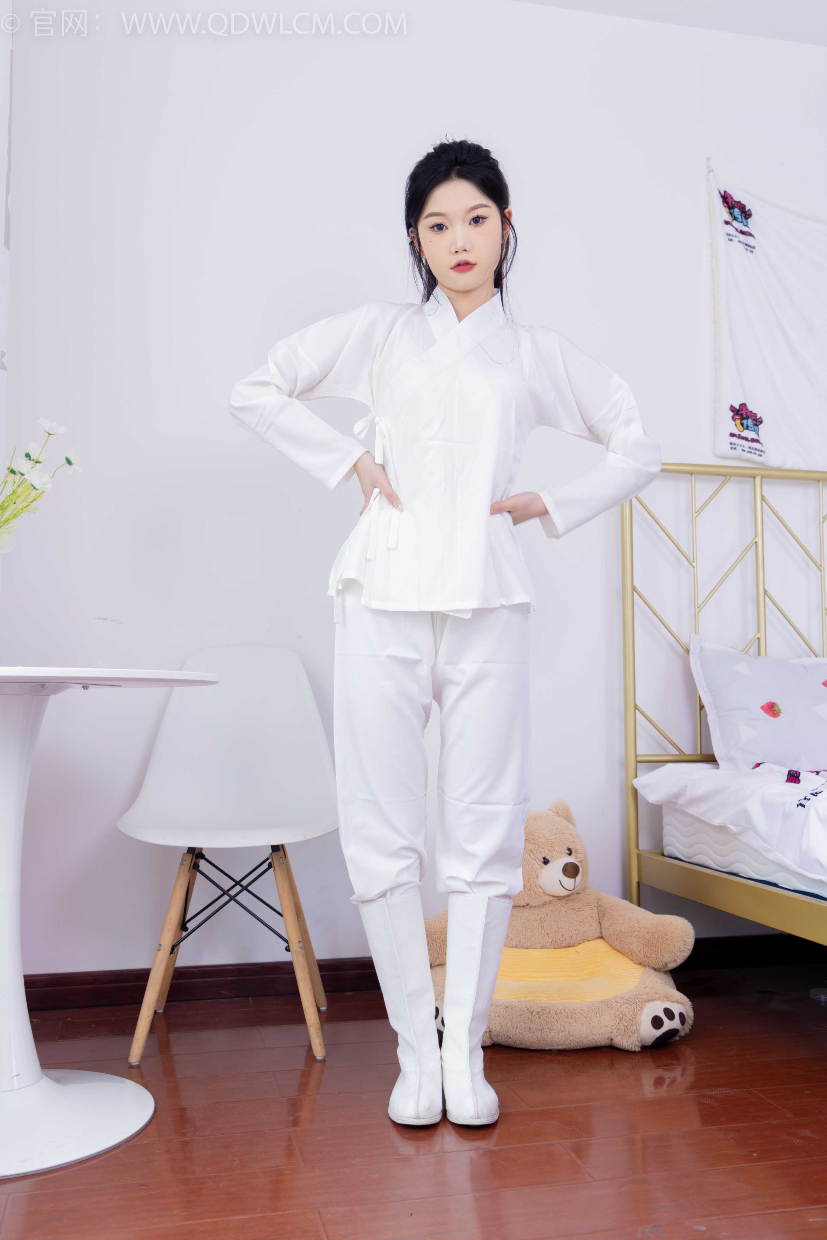 物恋传媒 NO.1586 小竹-纯白小仙女 [186P-1V-4.13G]