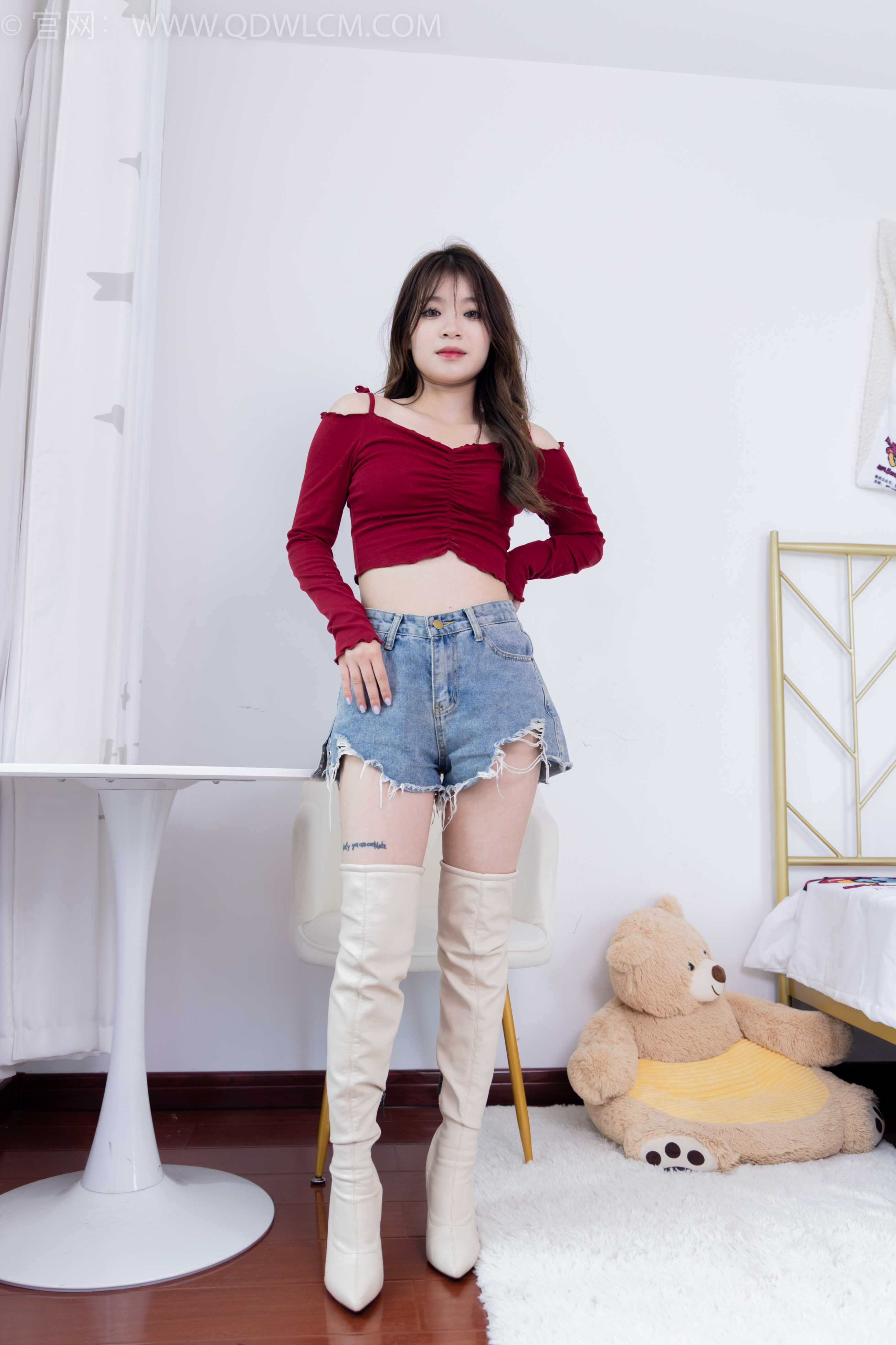 物恋传媒 NO.1591 闪闪-娇艳玫瑰 [174P-1V-4.14G]