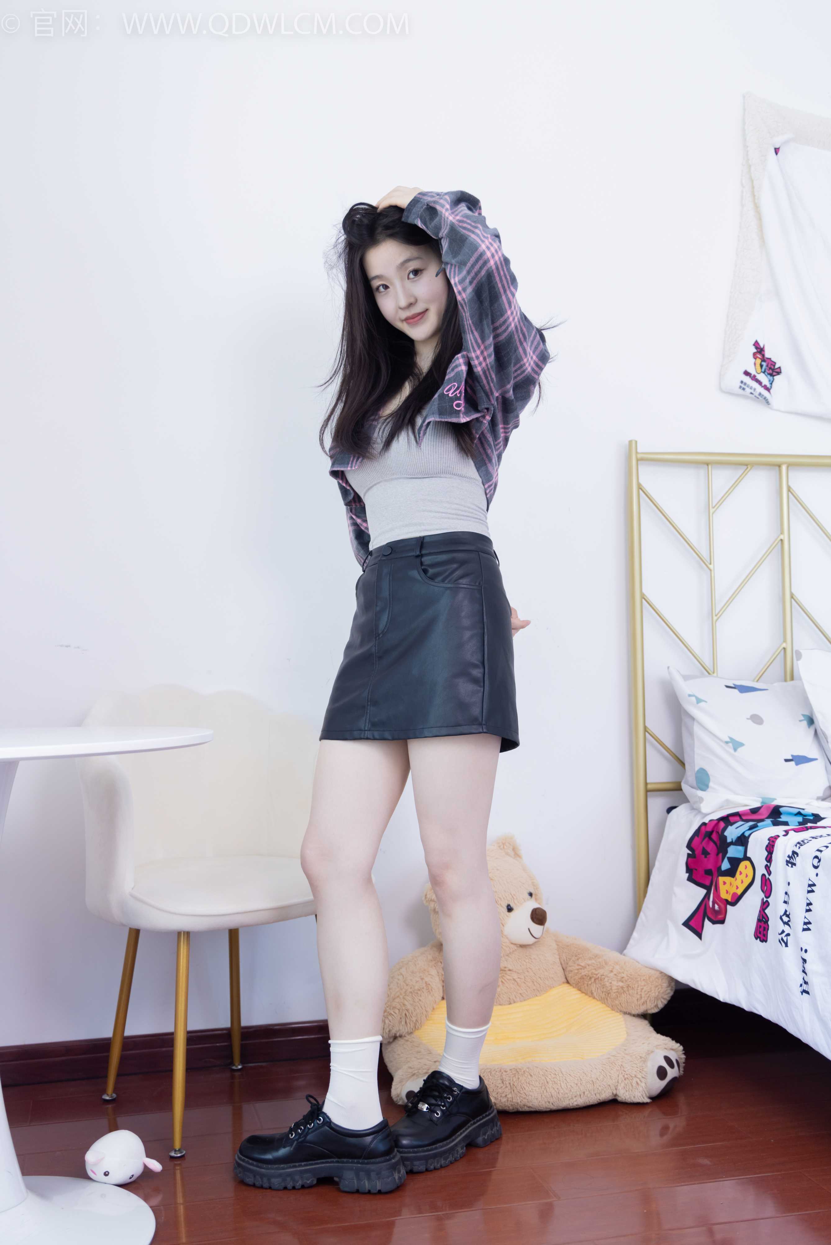 物恋传媒 NO.1594 青柠-青涩柠檬 [154P-1V-3.88G]