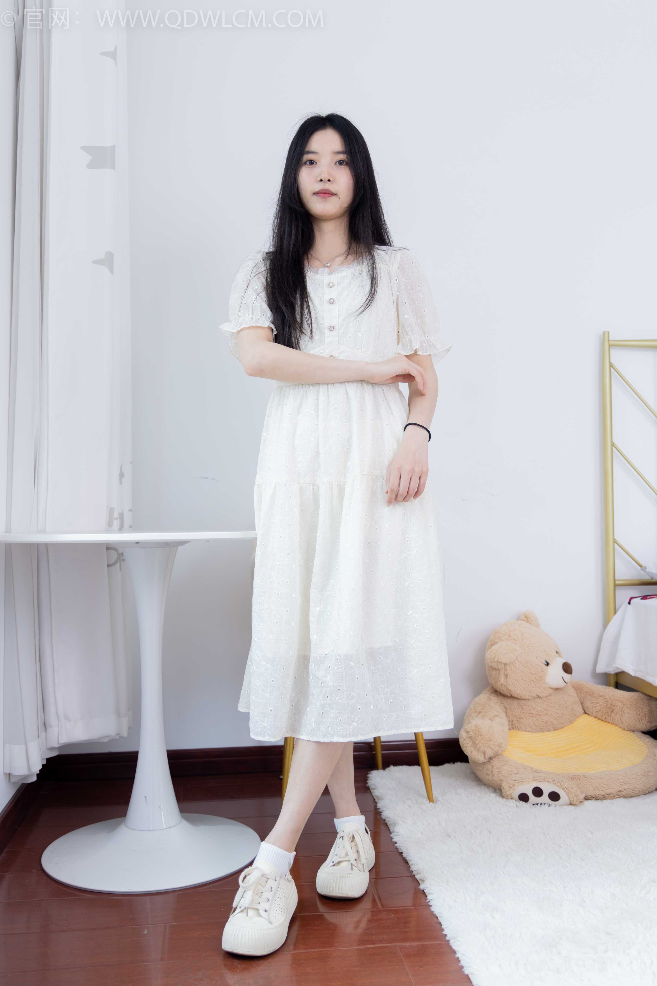 物恋传媒 NO.1600 茯苓-雨后傍晚 [150P-1V-3.51G]