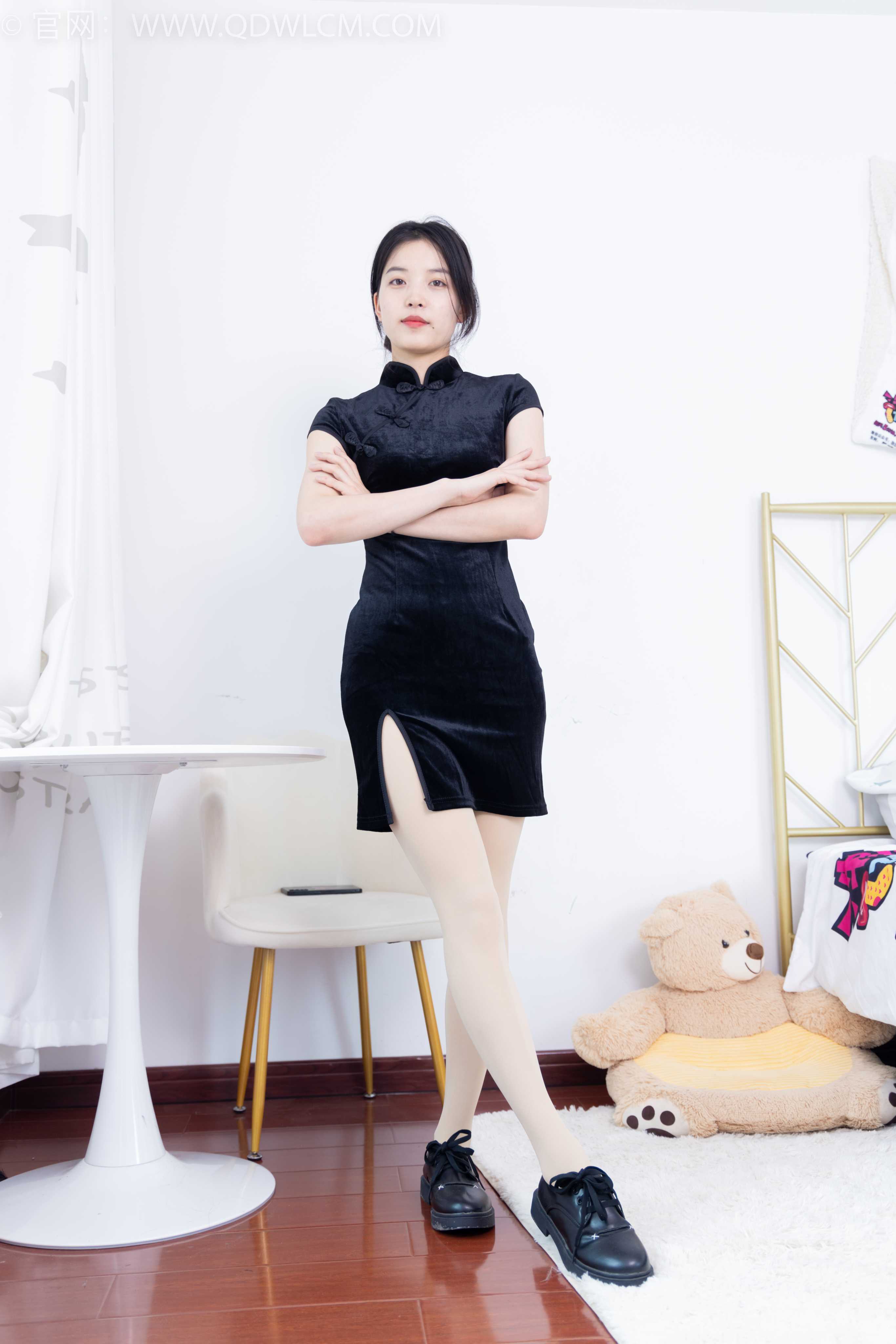 物恋传媒 NO.1609 茯苓-墨兰如烟 [157P-1V-3.91G]