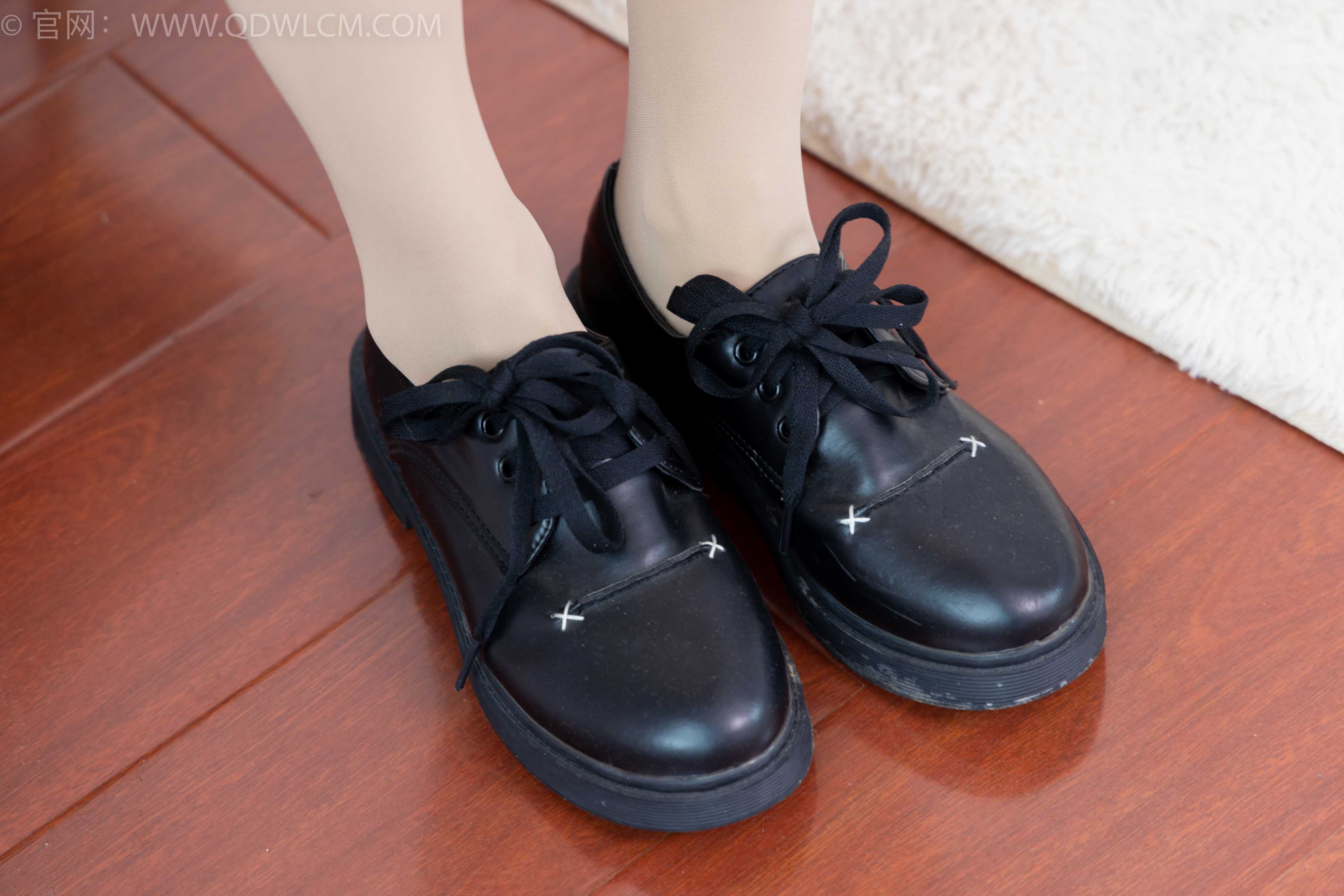 物恋传媒 NO.1609 茯苓-墨兰如烟 [157P-1V-3.91G]