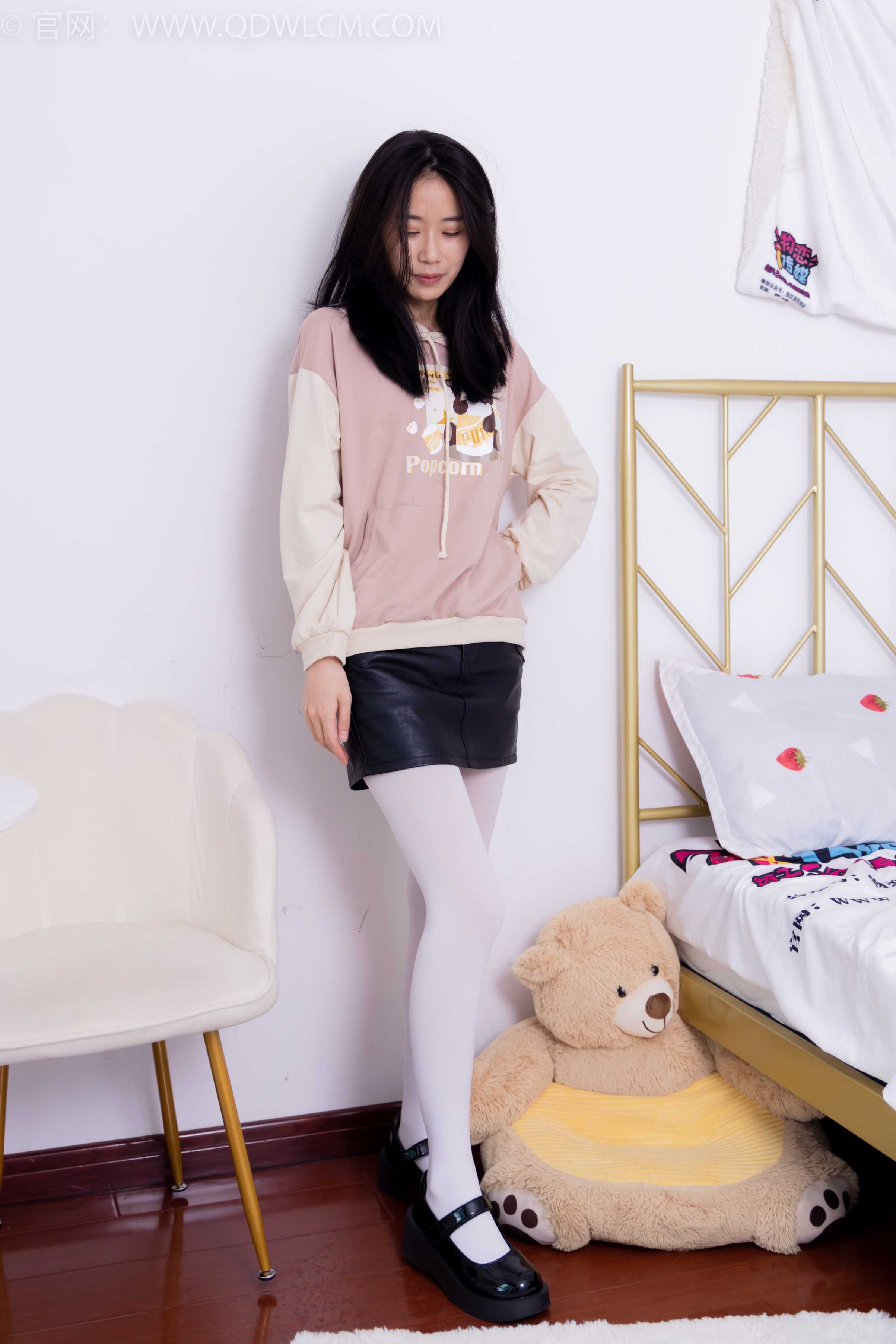 物恋传媒 NO.1610 菜菜-深海牢笼 [150P-1V-3.32G]