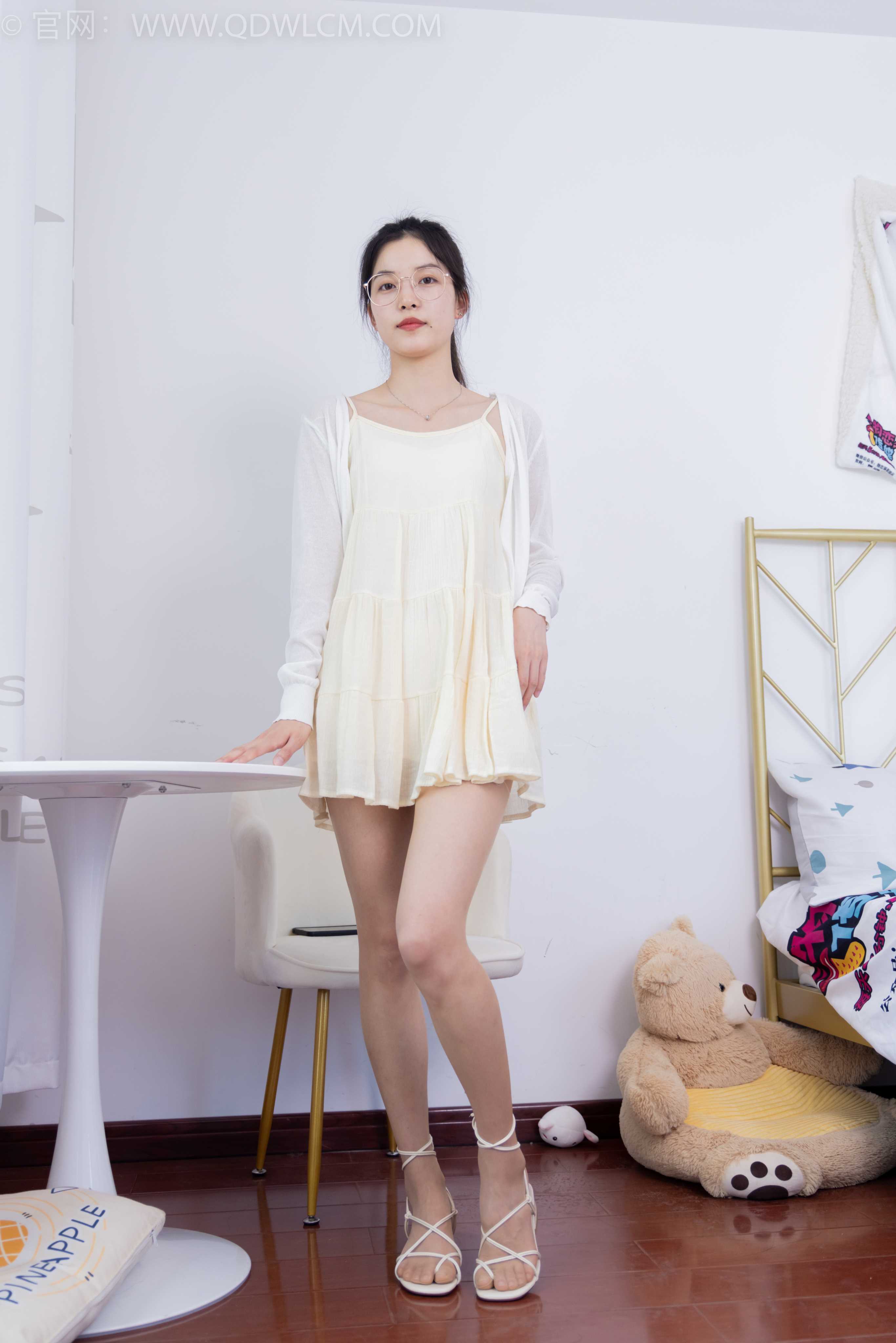 物恋传媒 NO.1622 茯苓-勇敢追逐 [151P-1V-4G]