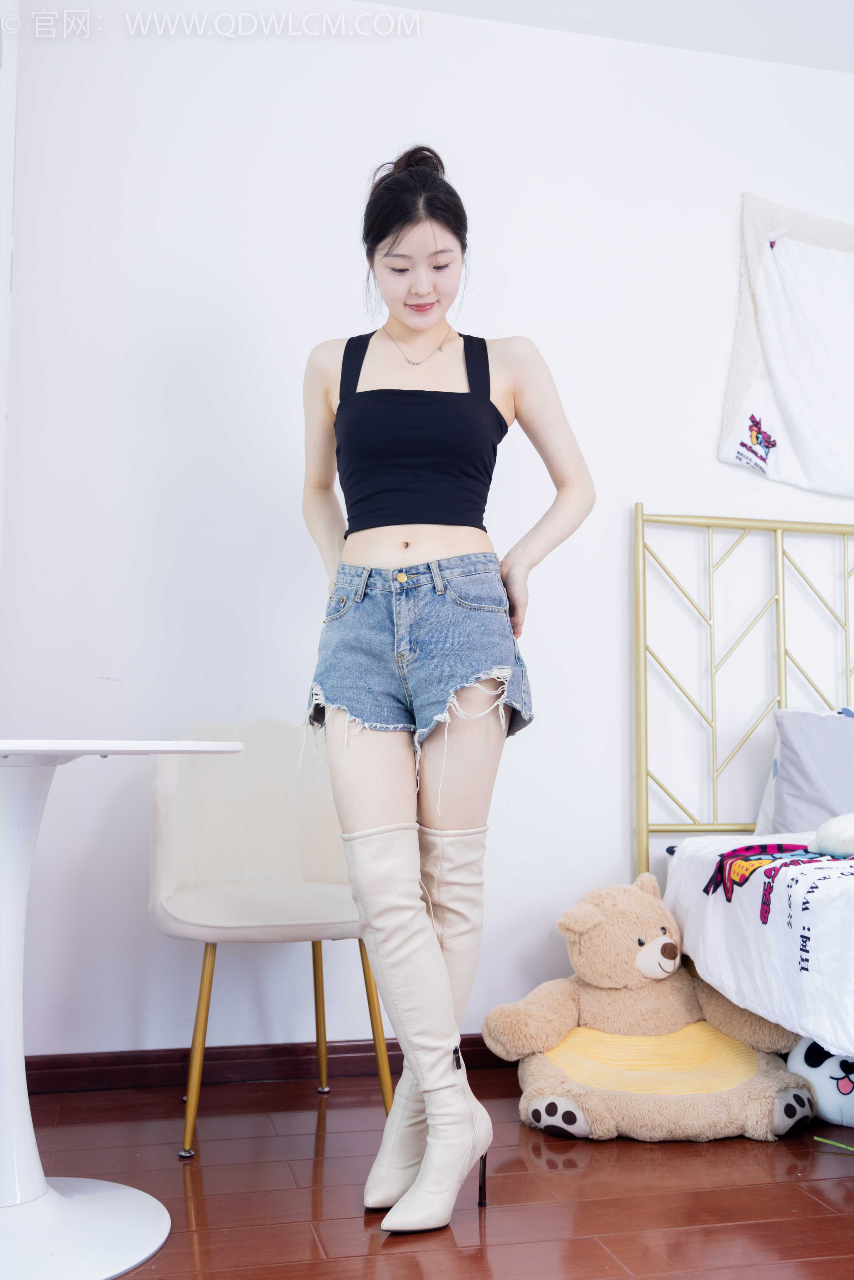 物恋传媒 NO.1626 青柠-眺望远方 [173P-1V-3.95G]