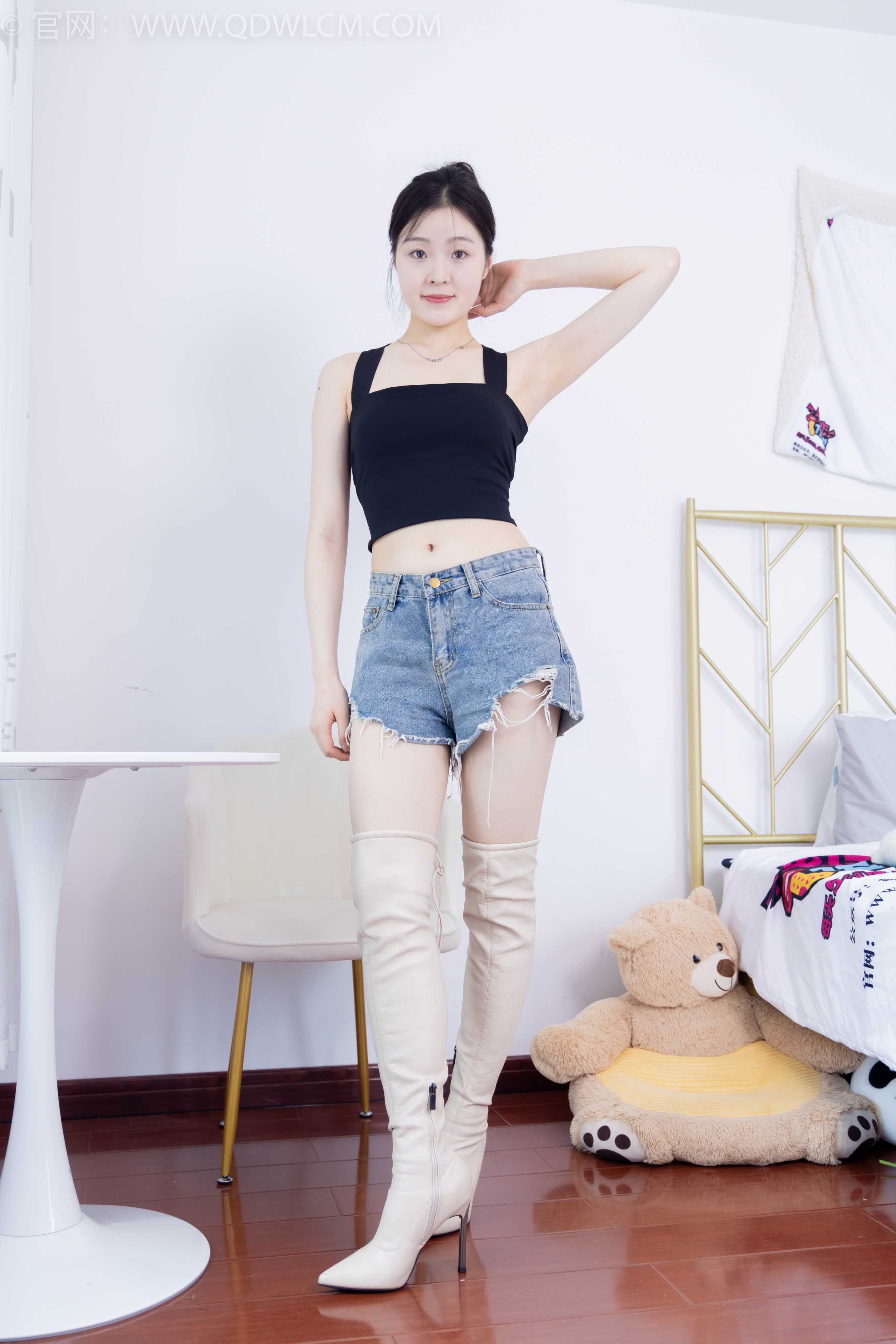 物恋传媒 NO.1626 青柠-眺望远方 [173P-1V-3.95G]