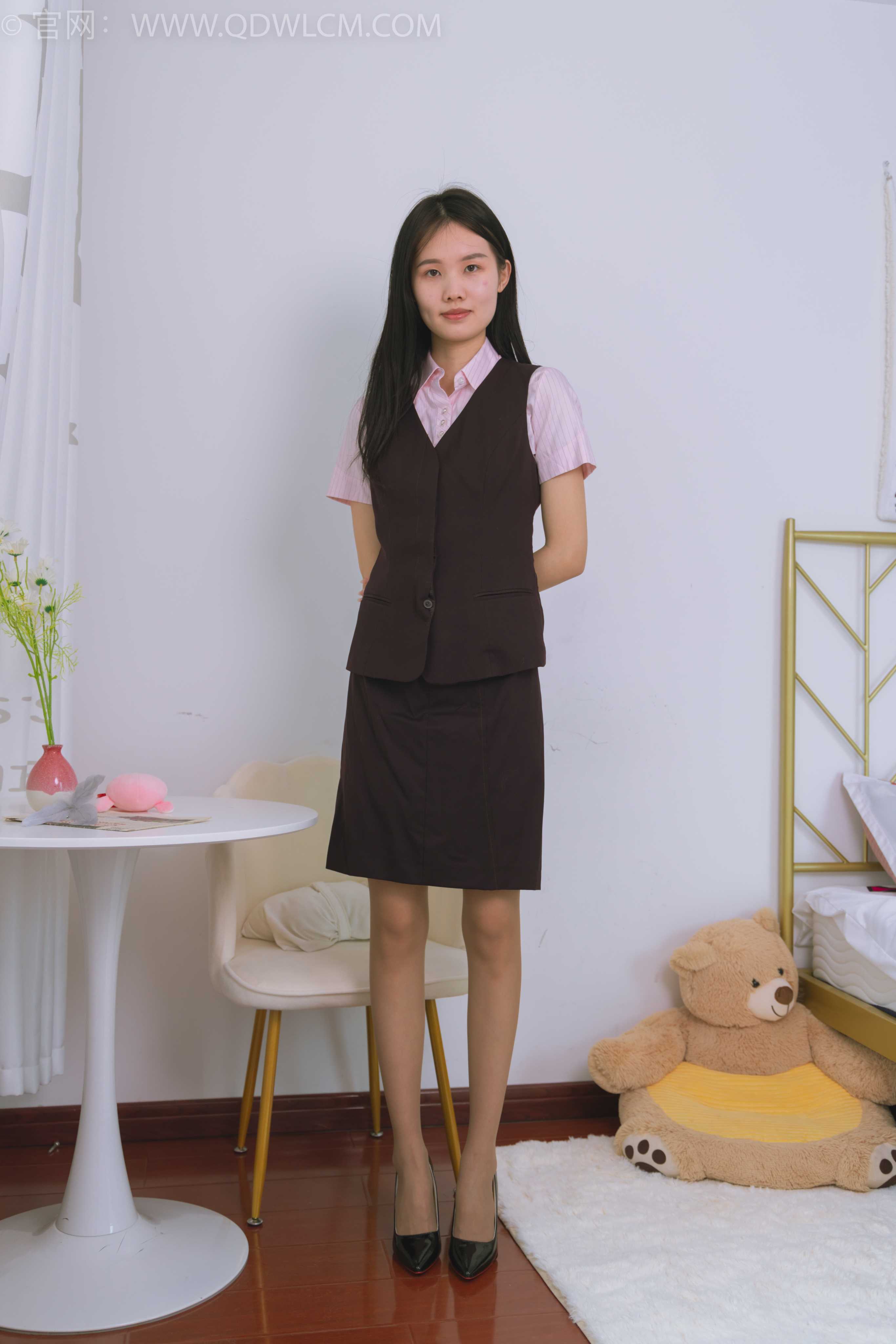 物恋传媒 NO.1653 颜颜-不同的夏天 [150P-1V-3.64G]