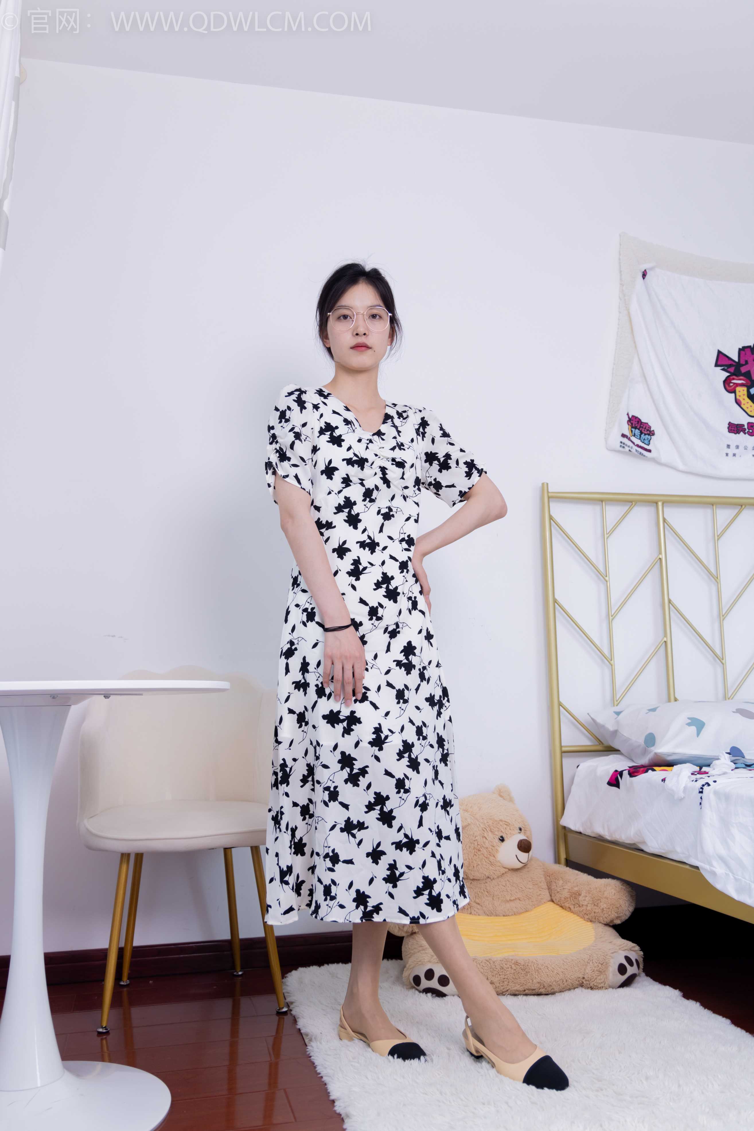 物恋传媒 NO.1658 茯苓-跨越山海 [153P-1V-3.83G]