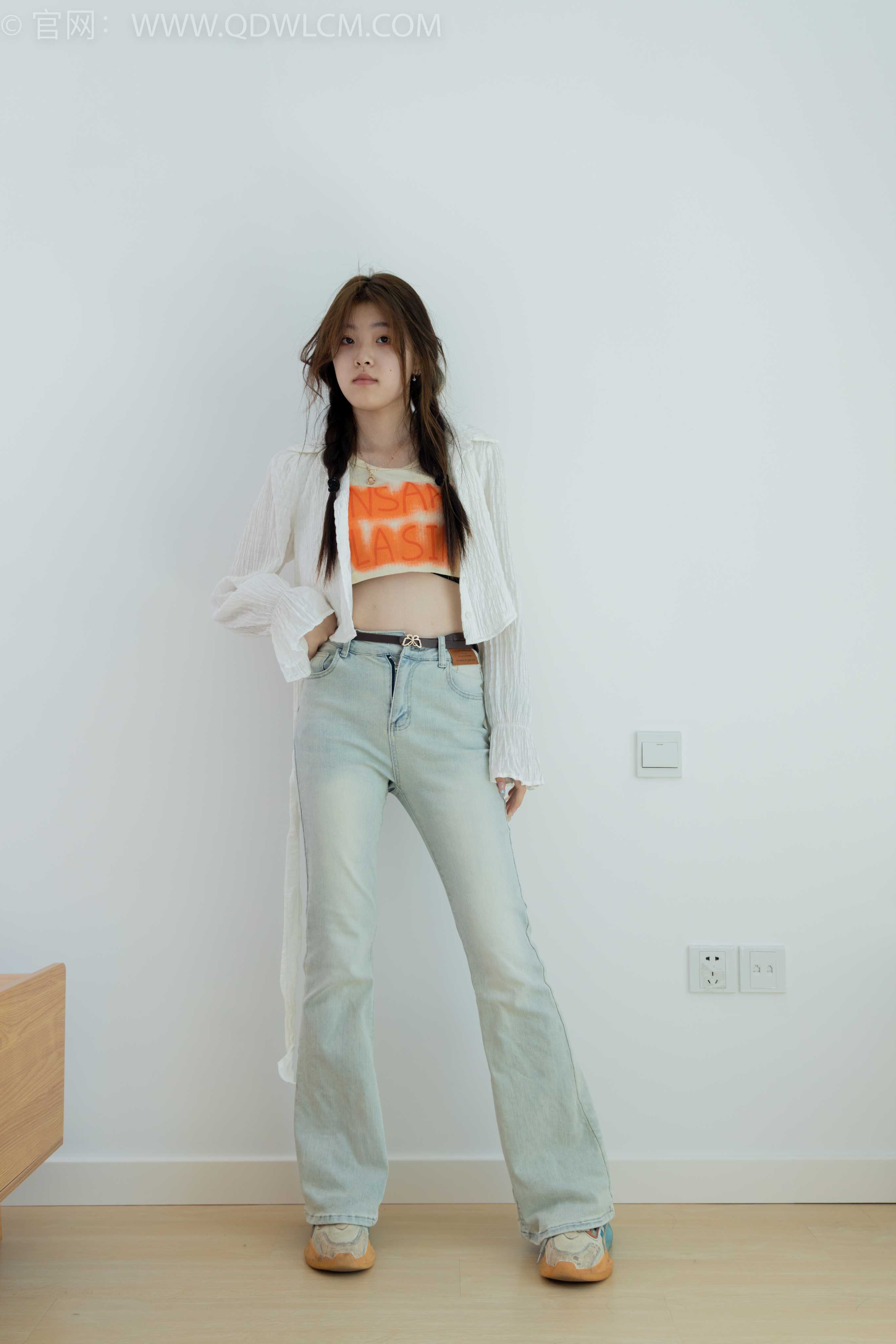 物恋传媒 NO.1661 小谨-新人驾到 [158P-1V-3.84G]