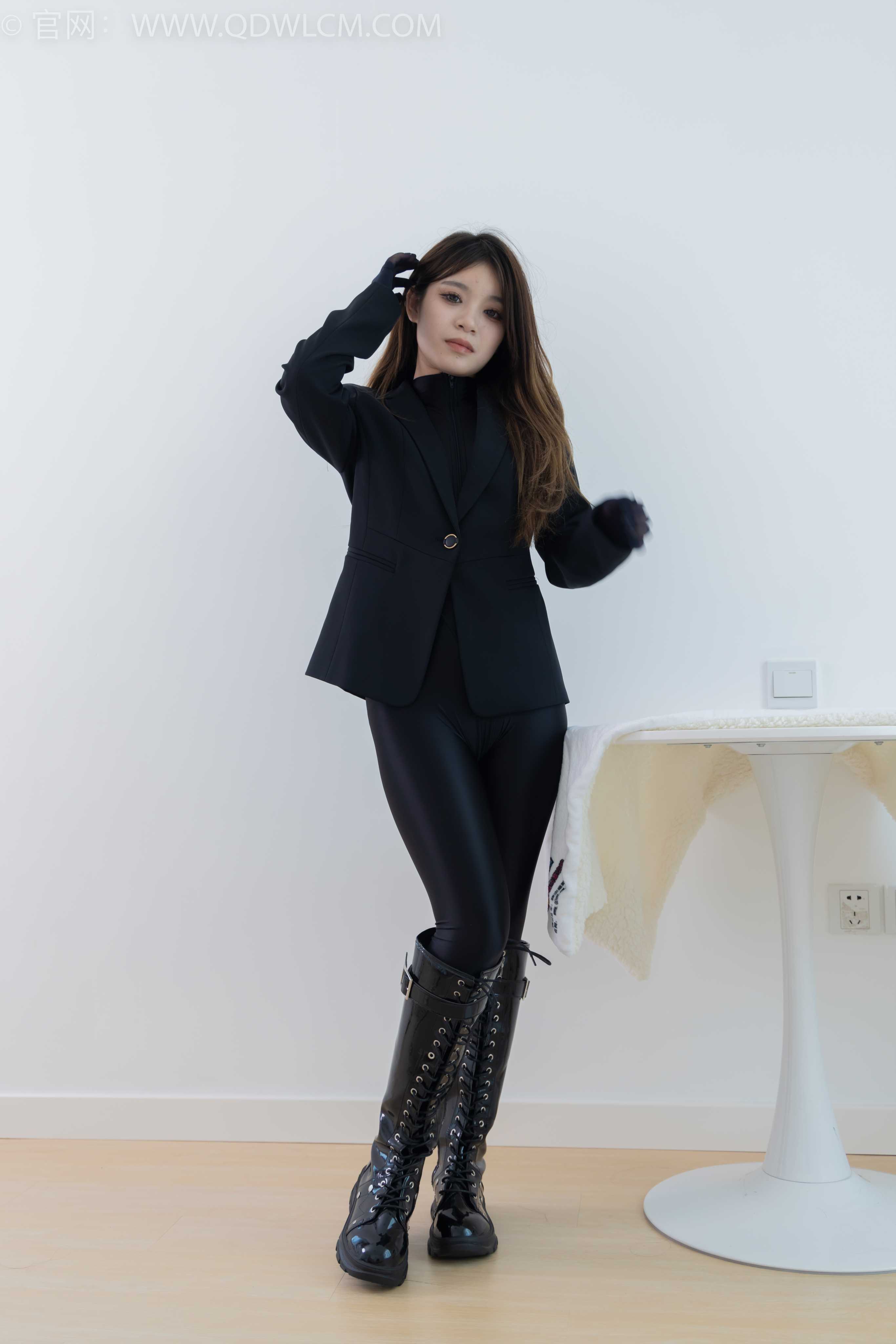 物恋传媒 NO.1662 闪闪-过去式的爱情 [155P-1V-3.22G]