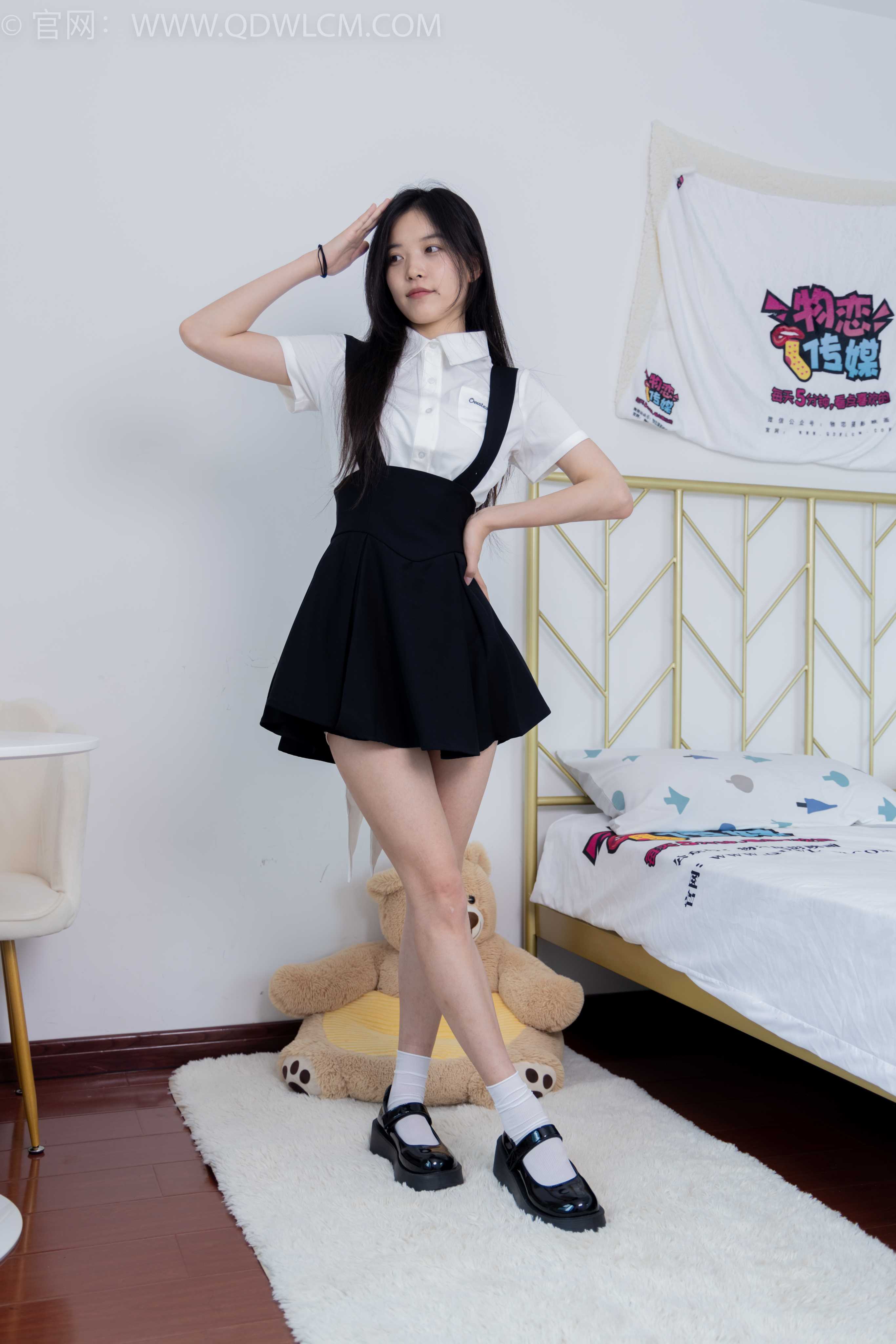 物恋传媒 NO.1664 茯苓-人生海海 [230P-1V-5.53G]