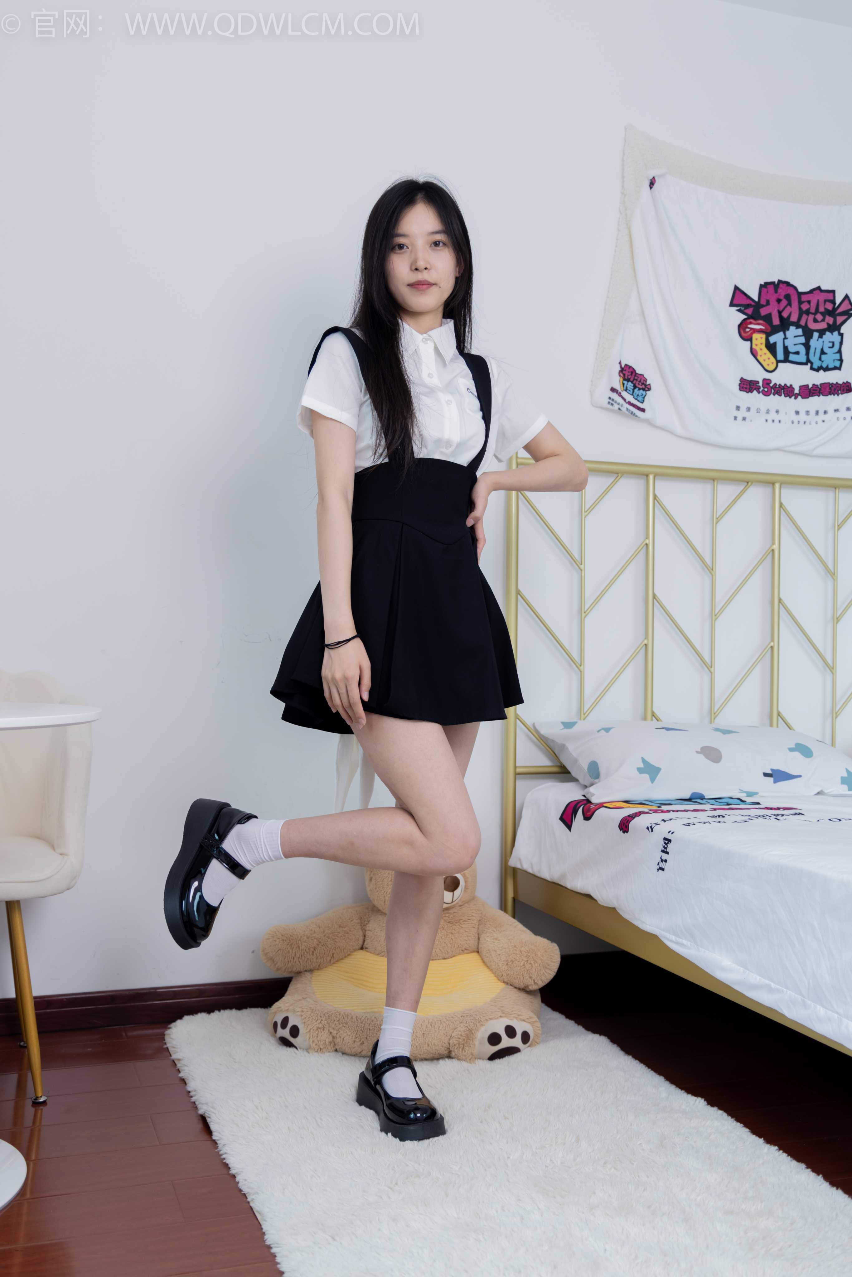 物恋传媒 NO.1664 茯苓-人生海海 [230P-1V-5.53G]