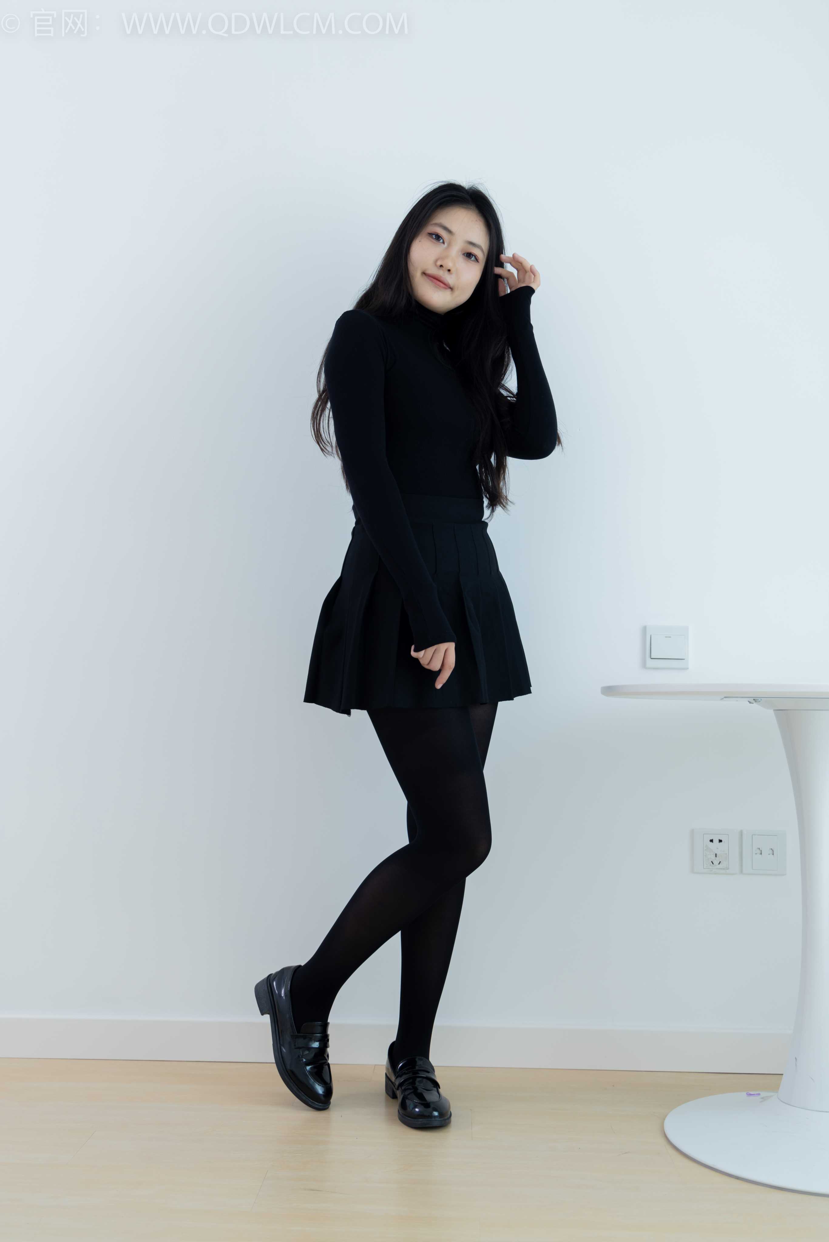 物恋传媒 NO.1667 香香-更好的自己 [159P-1V-3.51G]