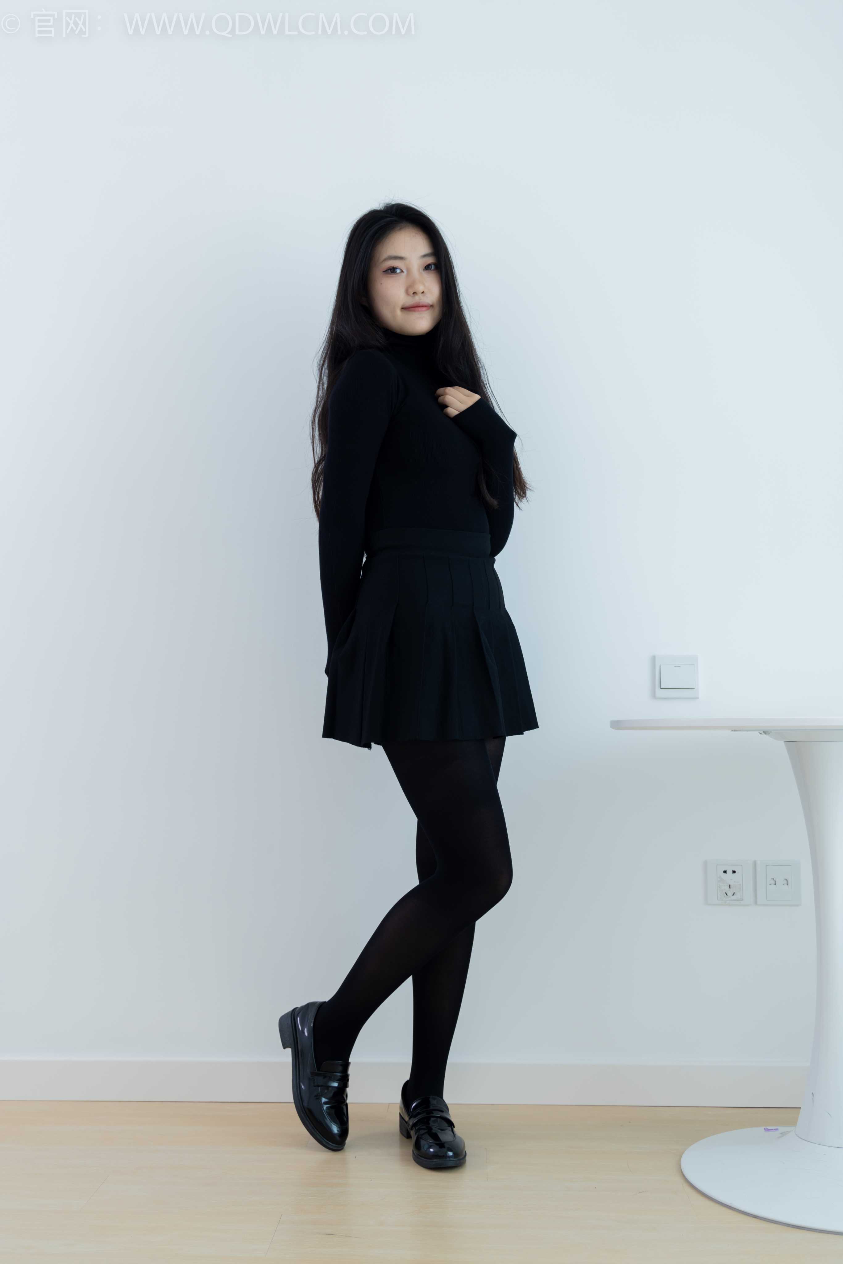 物恋传媒 NO.1667 香香-更好的自己 [159P-1V-3.51G]