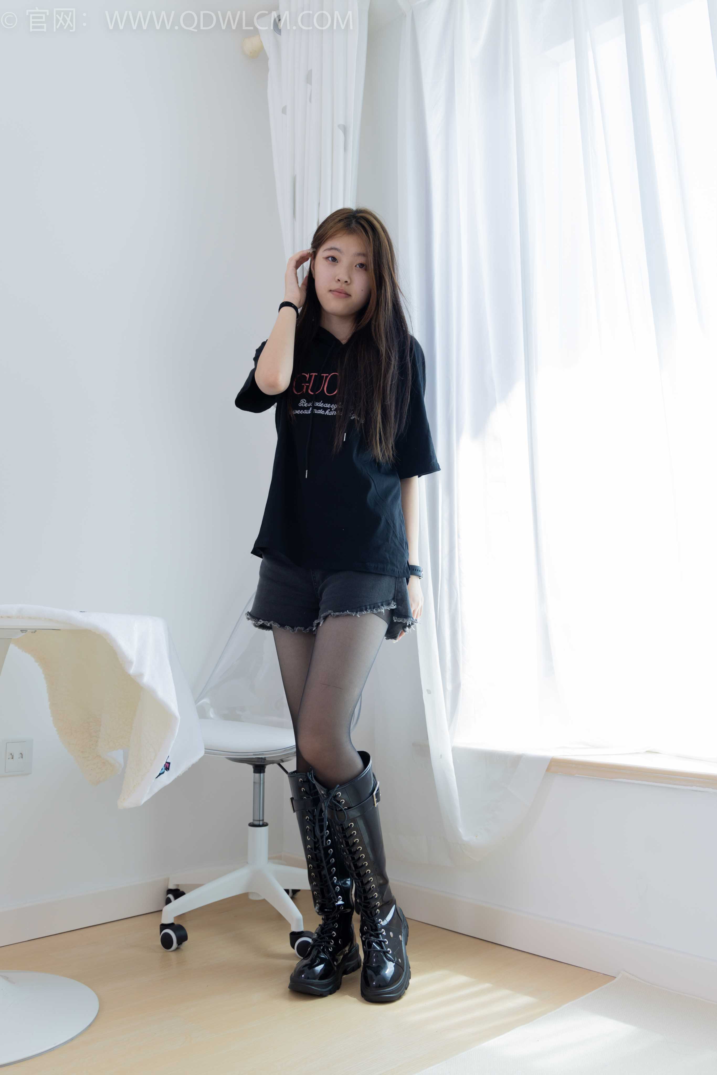 物恋传媒 NO.1668 小谨-逆流而上 [155P-1V-3.55G]