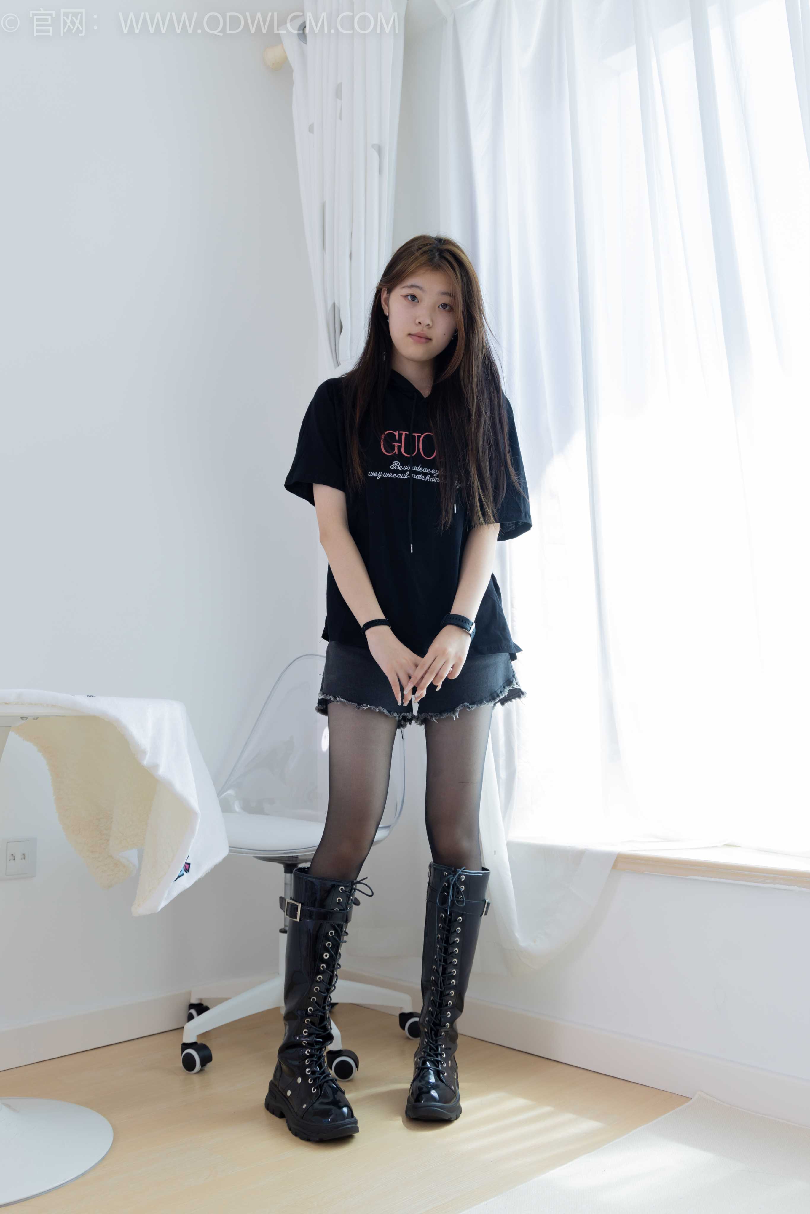 物恋传媒 NO.1668 小谨-逆流而上 [155P-1V-3.55G]