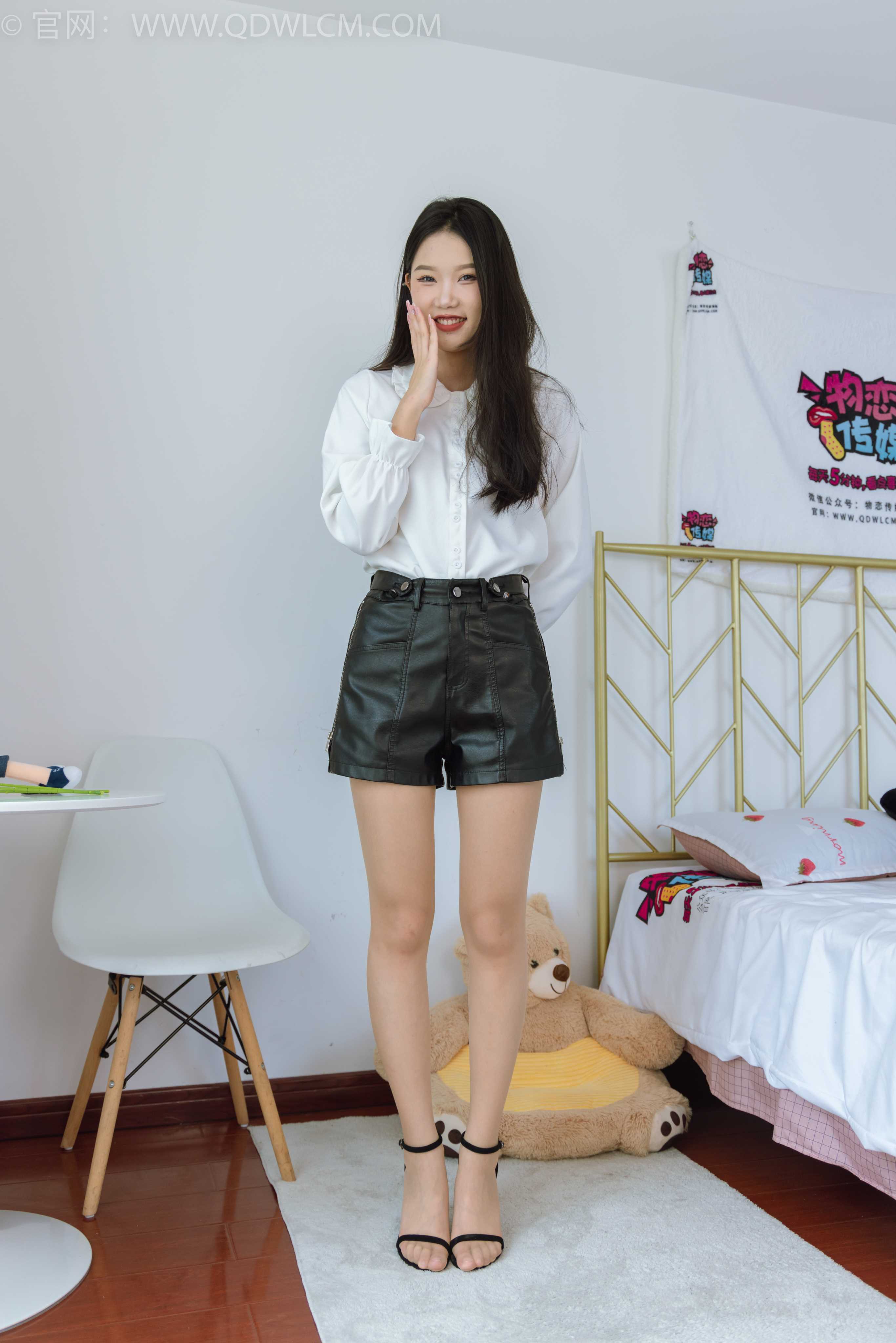 物恋传媒 NO.1680 小竹-云端下起舞 [150P-1V-3.96G]