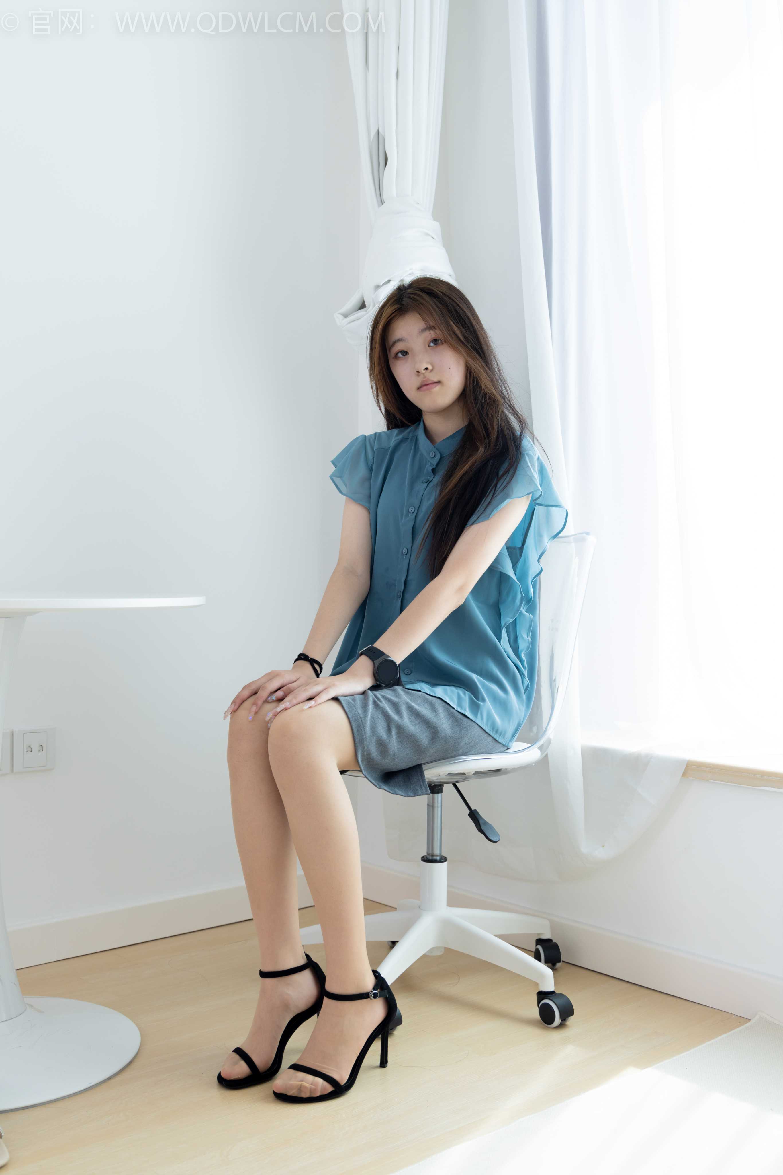 物恋传媒 NO.1682 小谨-穿透湖底的月 [155P-1V-6.11G] 插图5