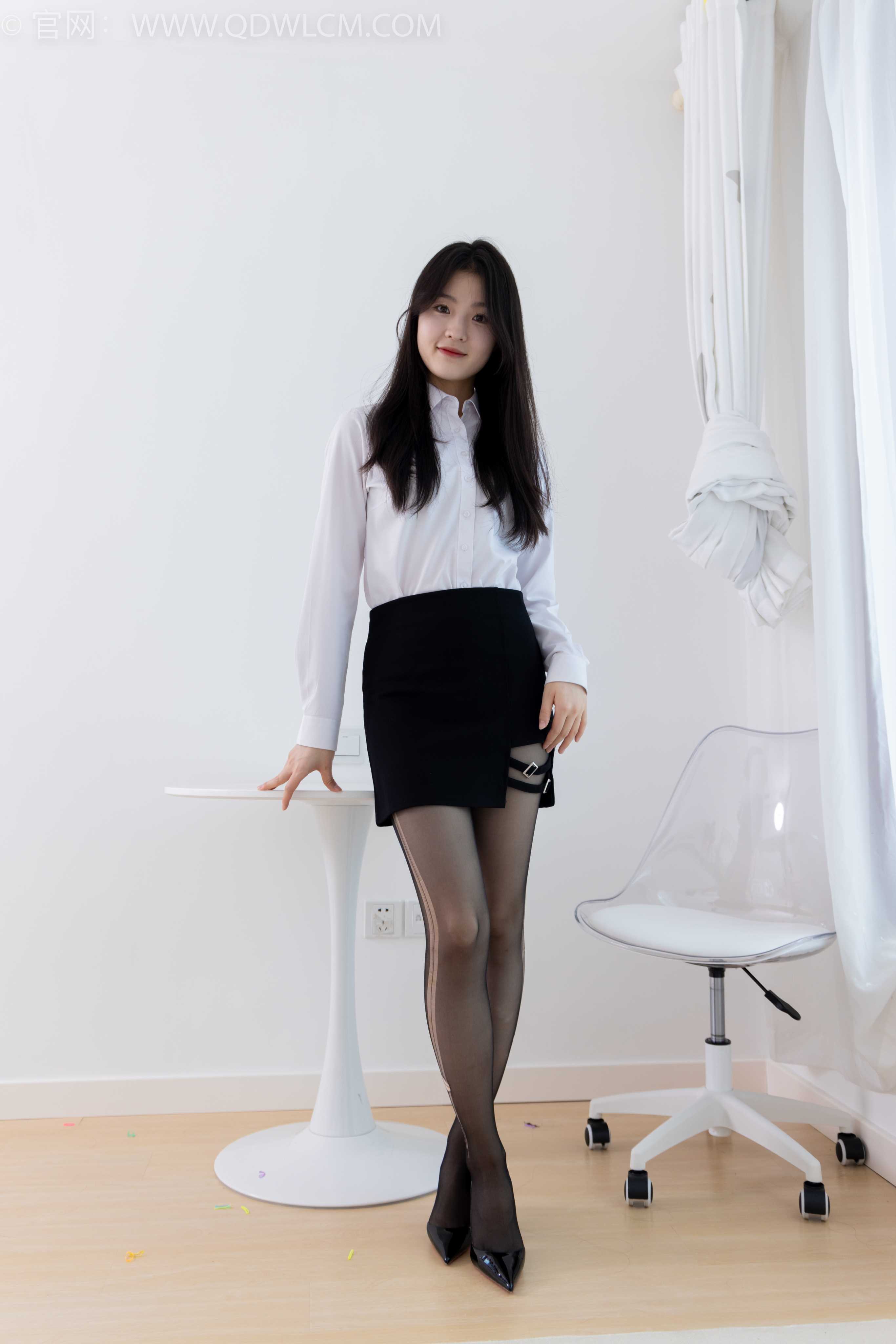 物恋传媒 NO.1684 青柠-遥远的清净 [163P-1V-4.01G]