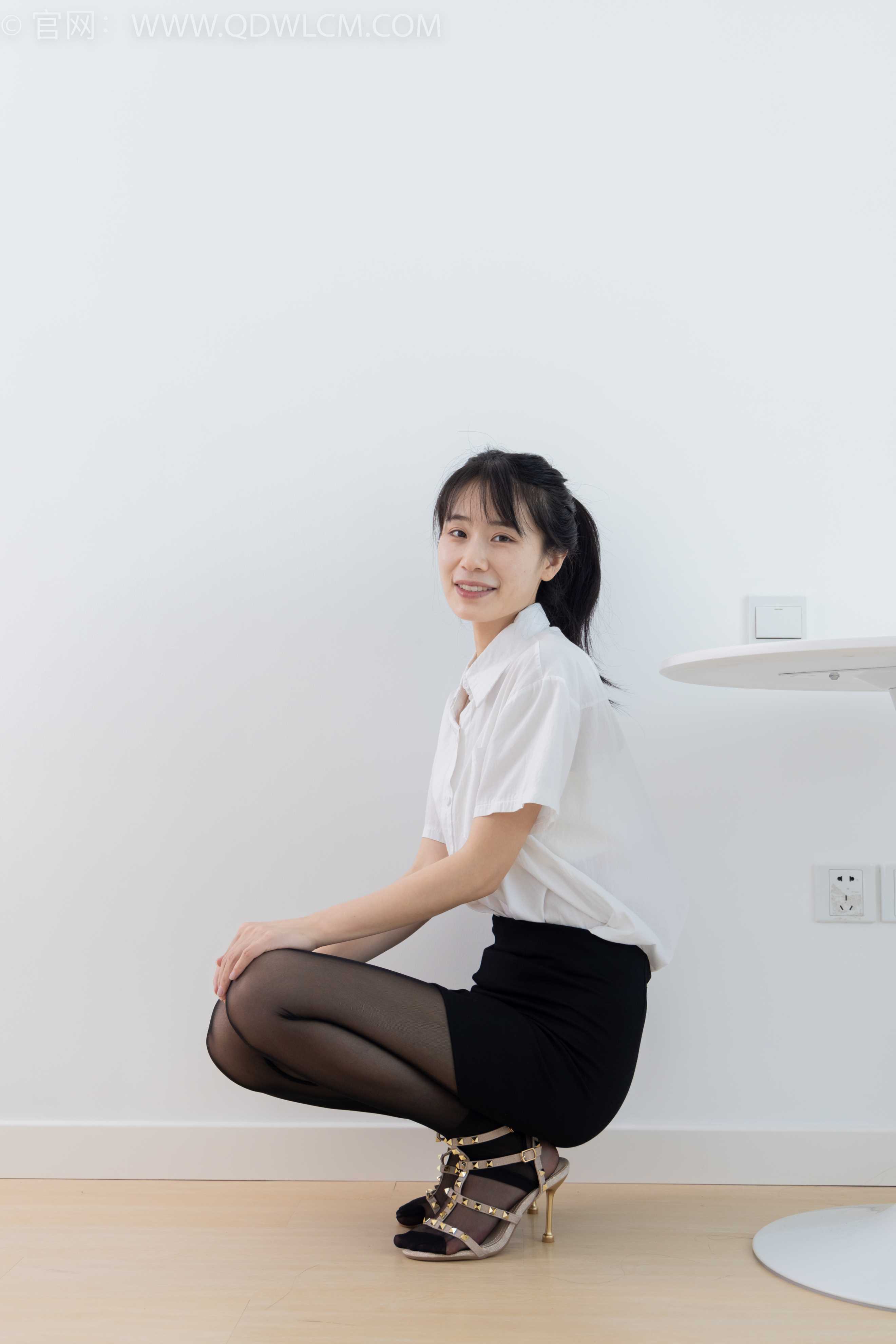 物恋传媒 NO.1694 菜菜-十全十美 [150P-1V-3.71G]