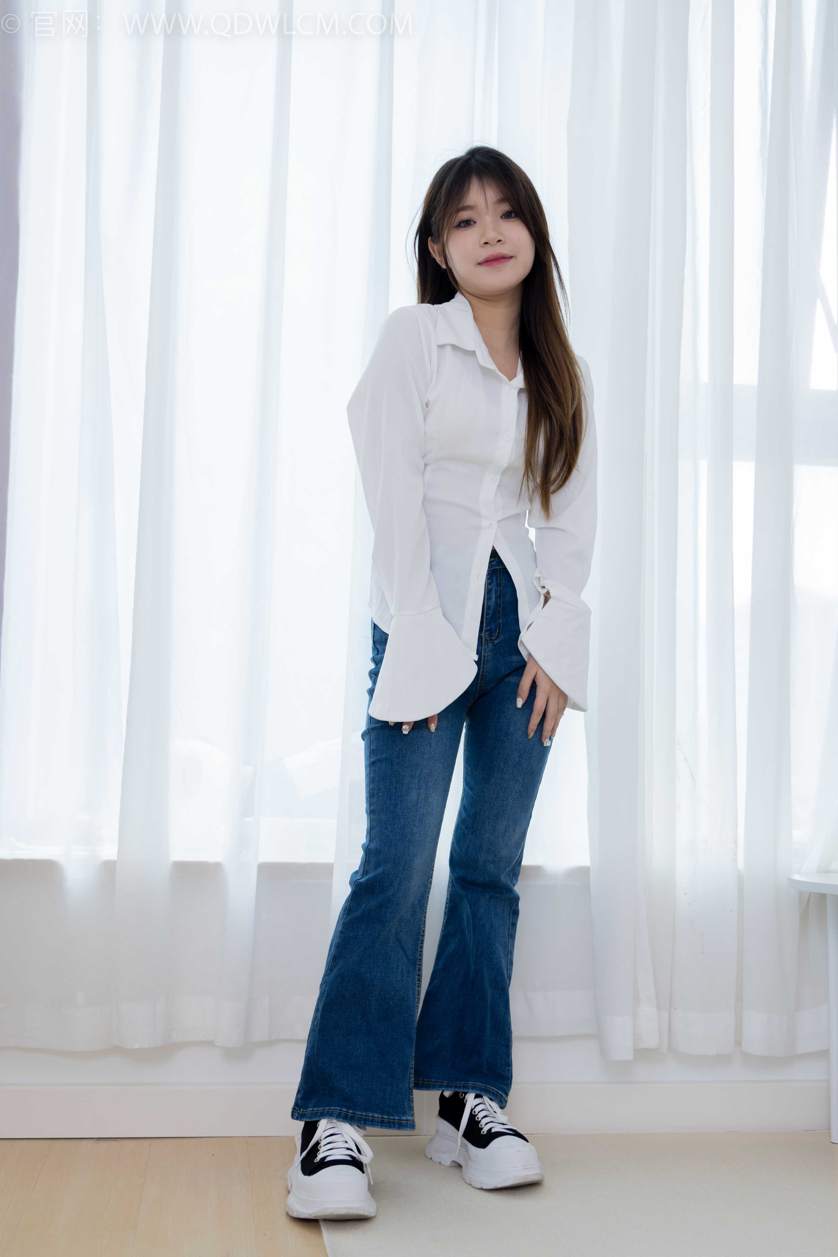 物恋传媒 NO.1699 闪闪-橘子汽水 [160P-1V-3.9G]