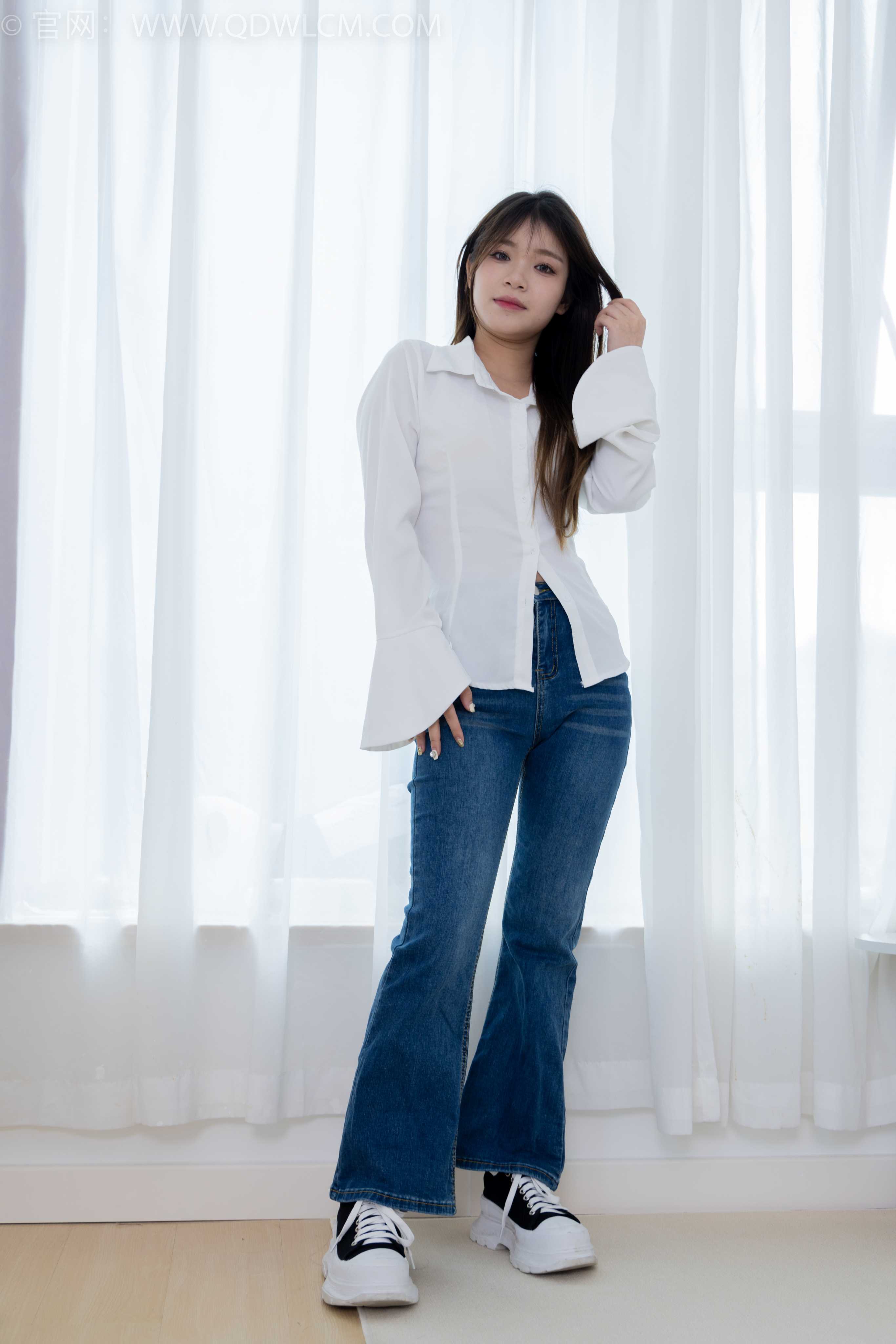 物恋传媒 NO.1699 闪闪-橘子汽水 [160P-1V-3.9G]