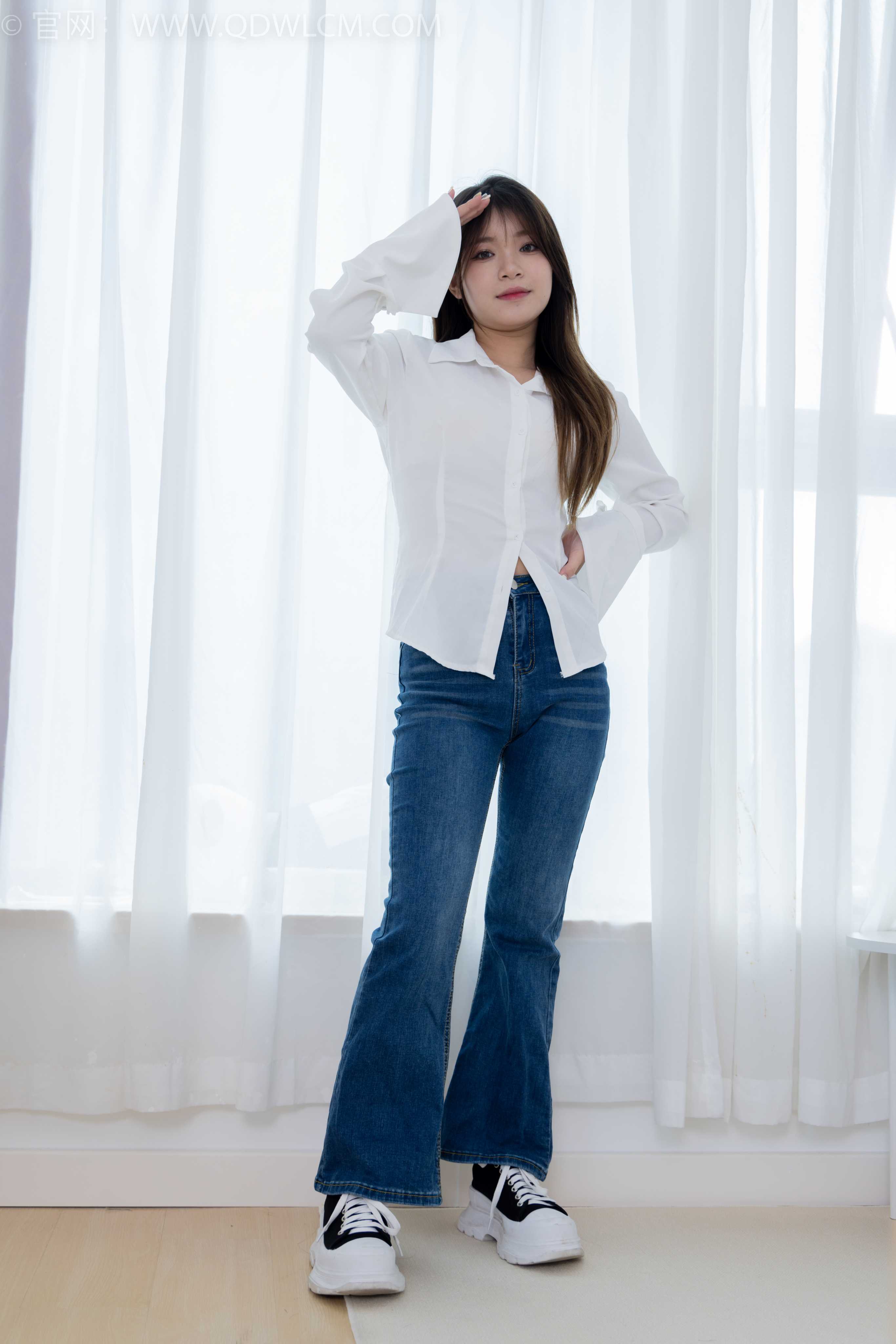 物恋传媒 NO.1699 闪闪-橘子汽水 [160P-1V-3.9G]