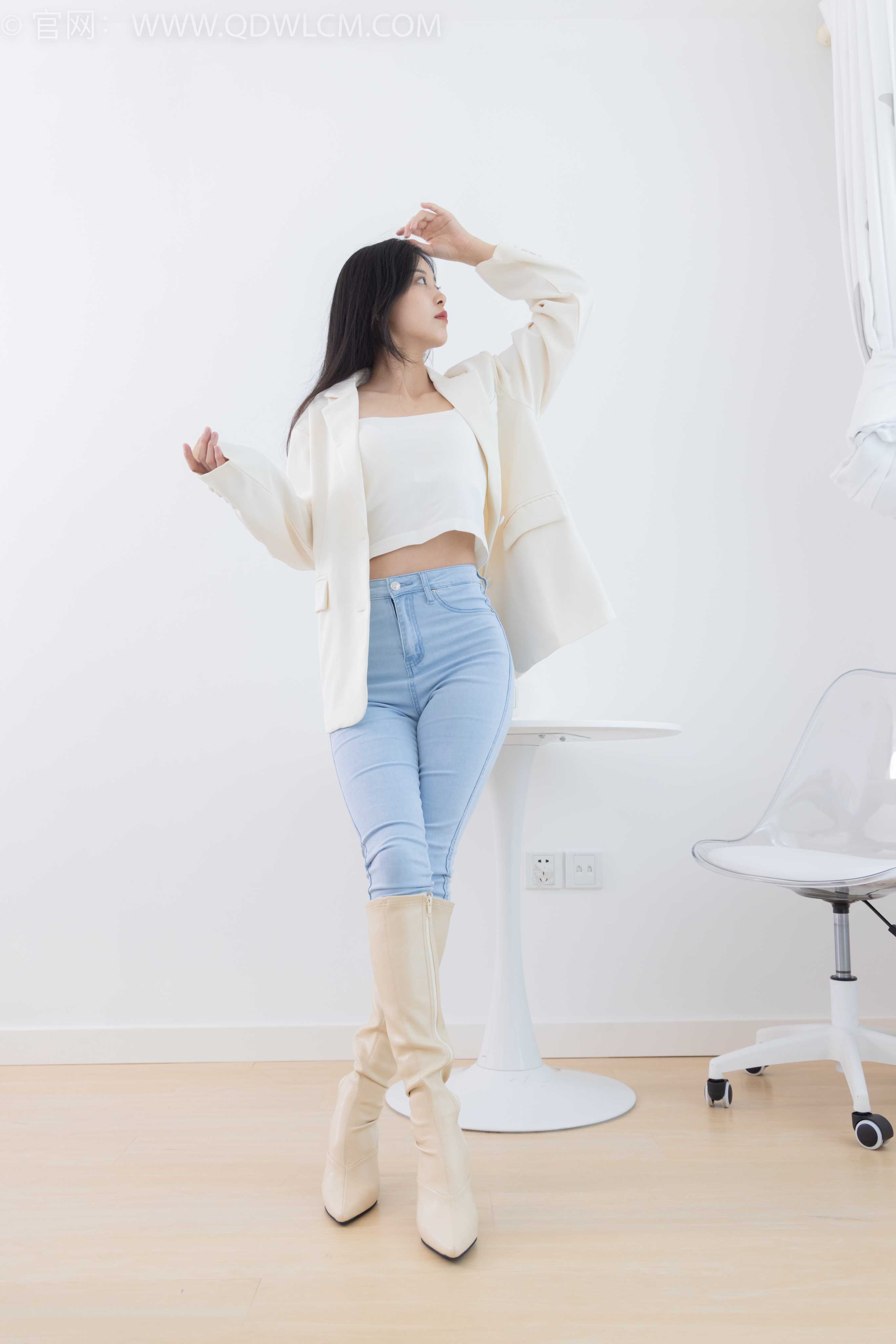 物恋传媒 NO.1712 茯苓-玫瑰生长 [155P-1V-3.44G]