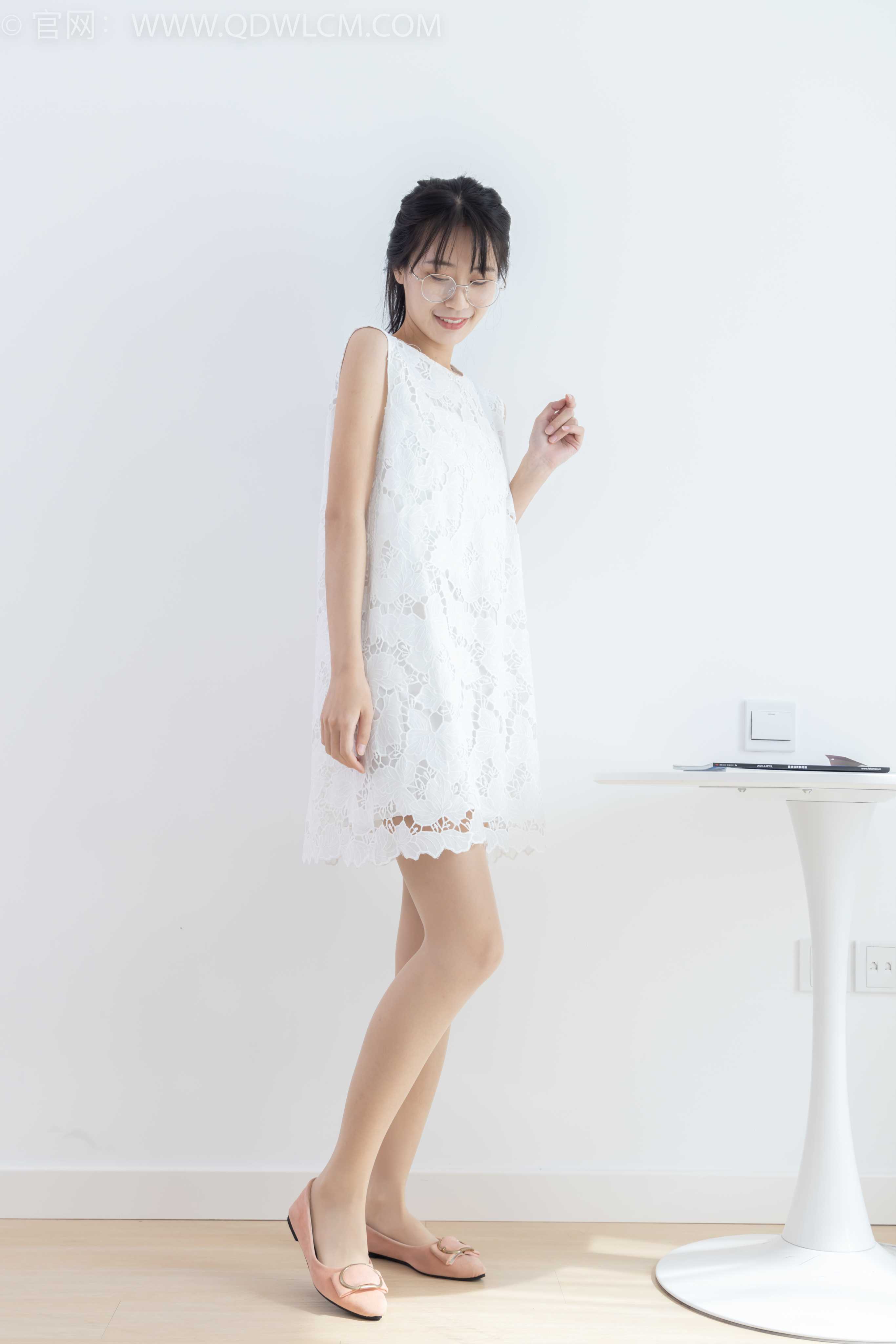 物恋传媒 NO.1737 菜菜-雪绒花 [190P-1V-3.56G]